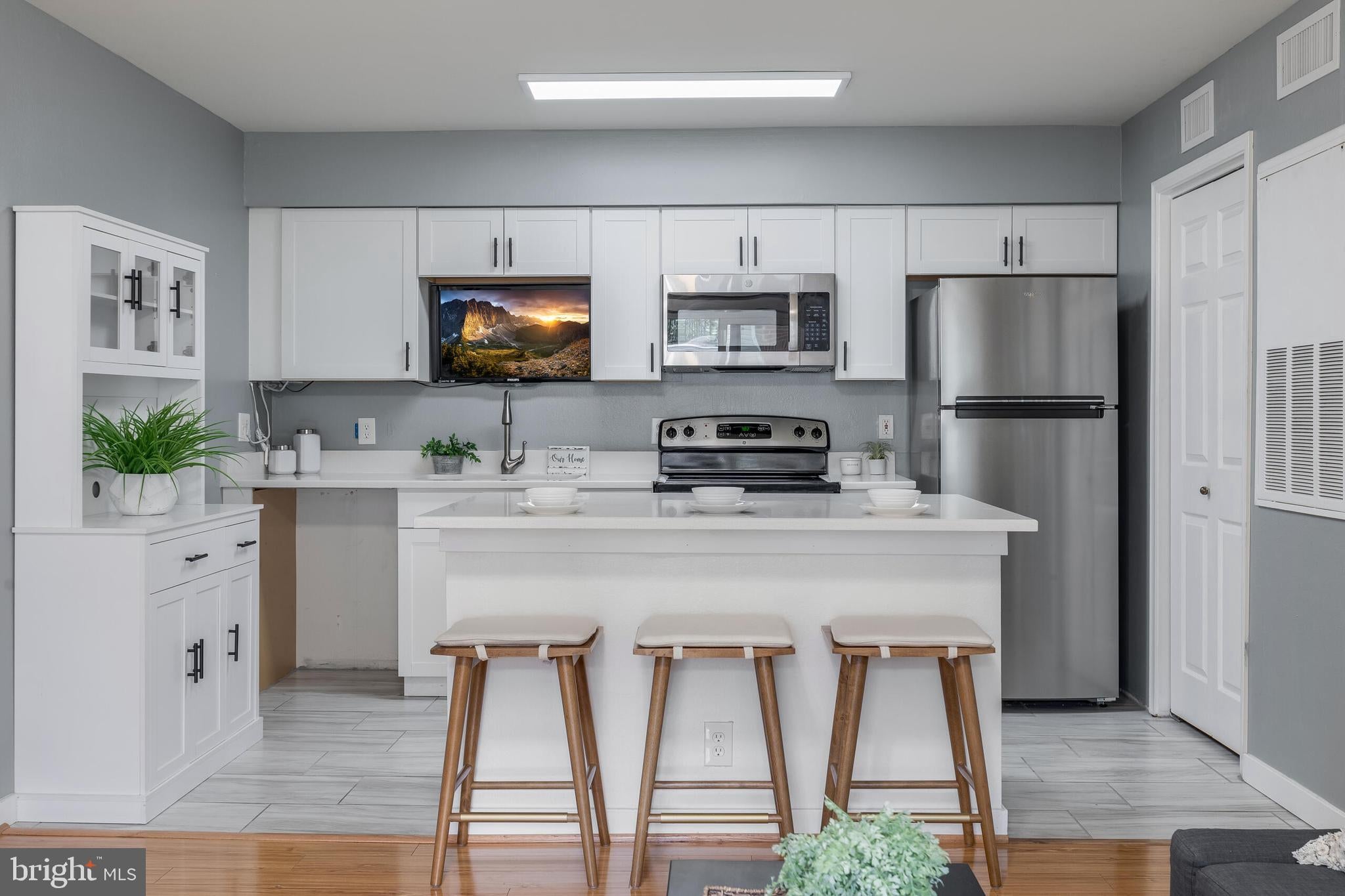 3312 WYNDHAM CIRCLE 306