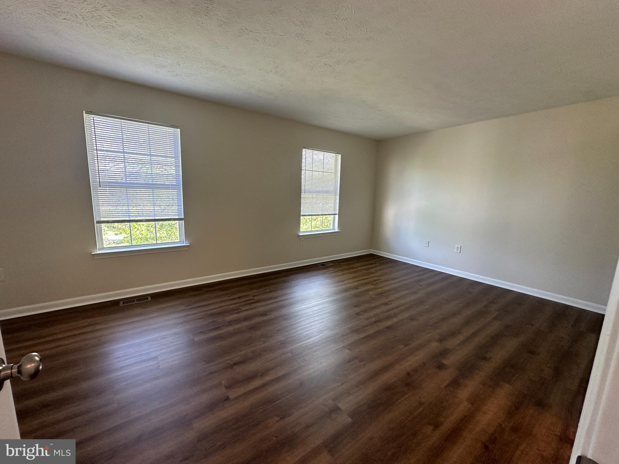 GEORGETOWNE COURT - Residential Lease