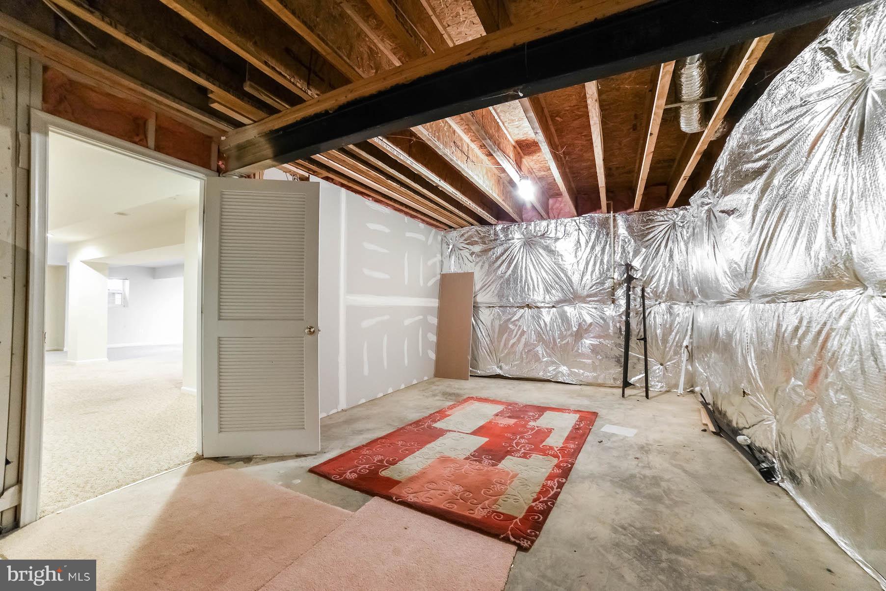 SHEFFIELD - Residential Lease