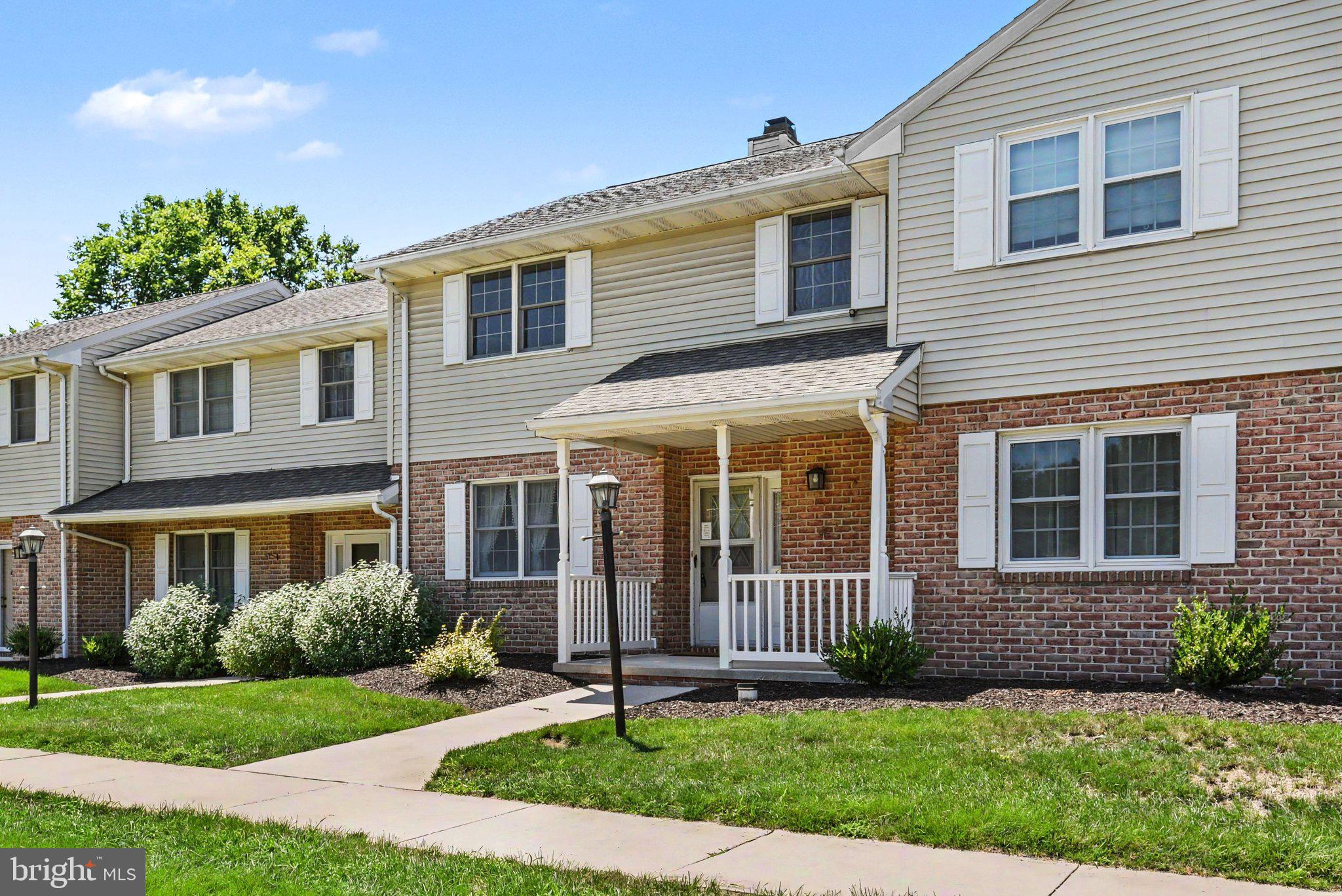 2 GARLAND COURT