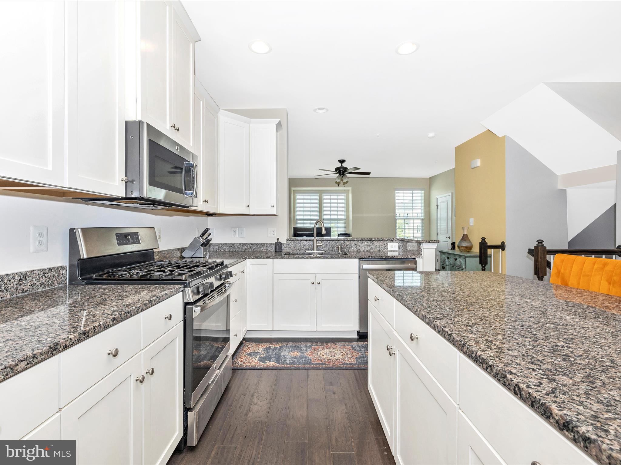 HOLLY RIDGE - Residential