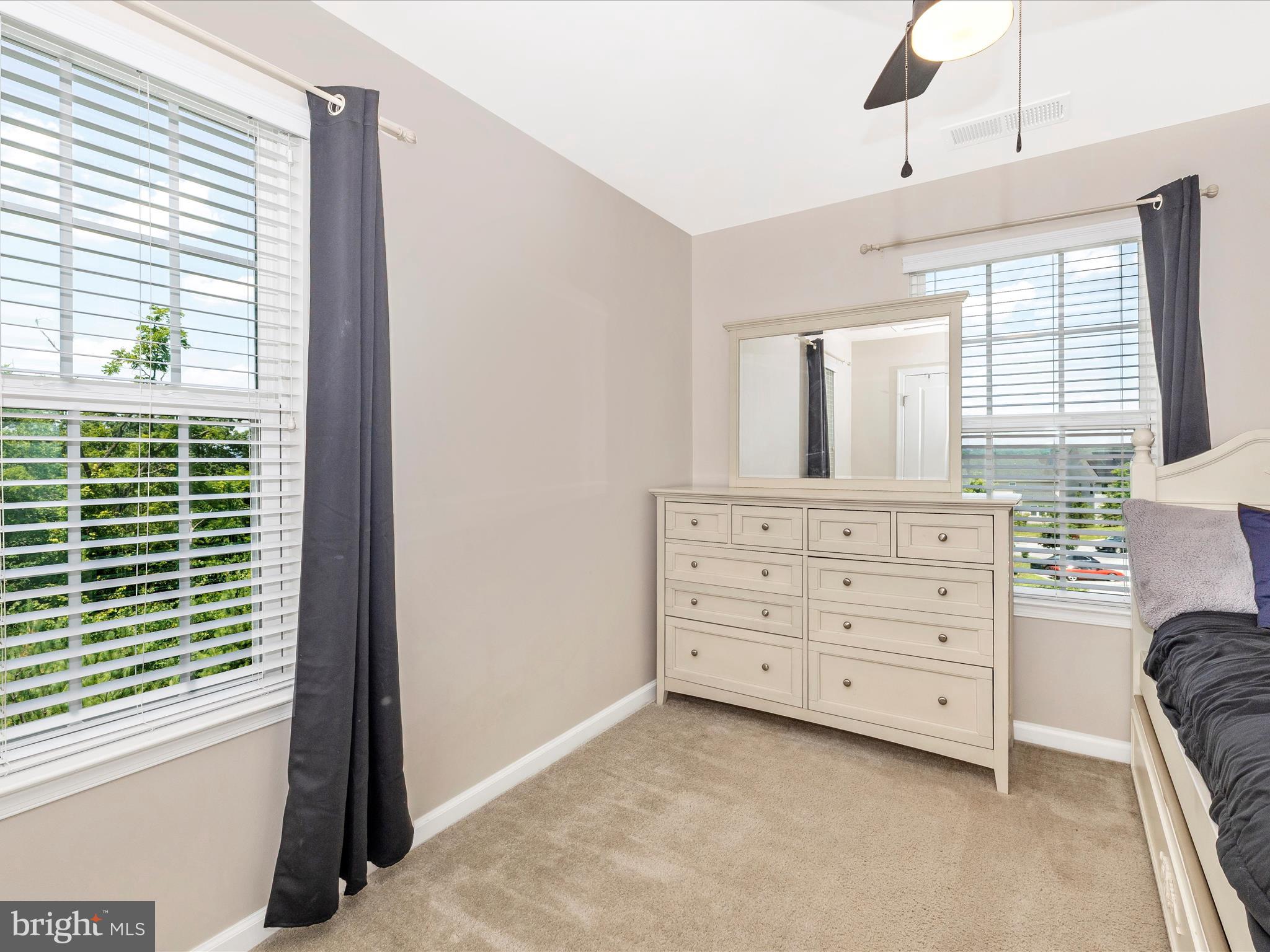 HOLLY RIDGE - Residential