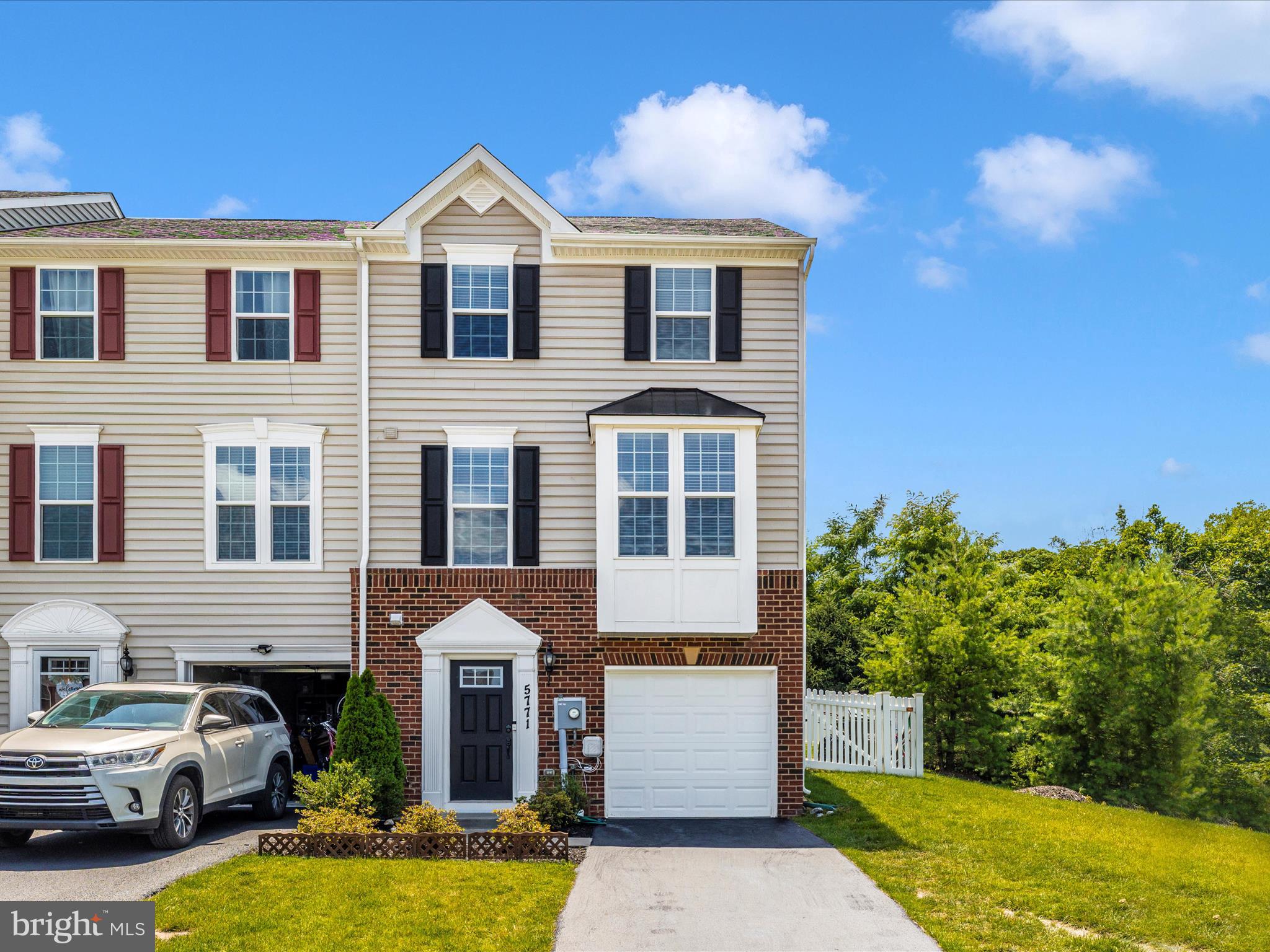 HOLLY RIDGE - Residential