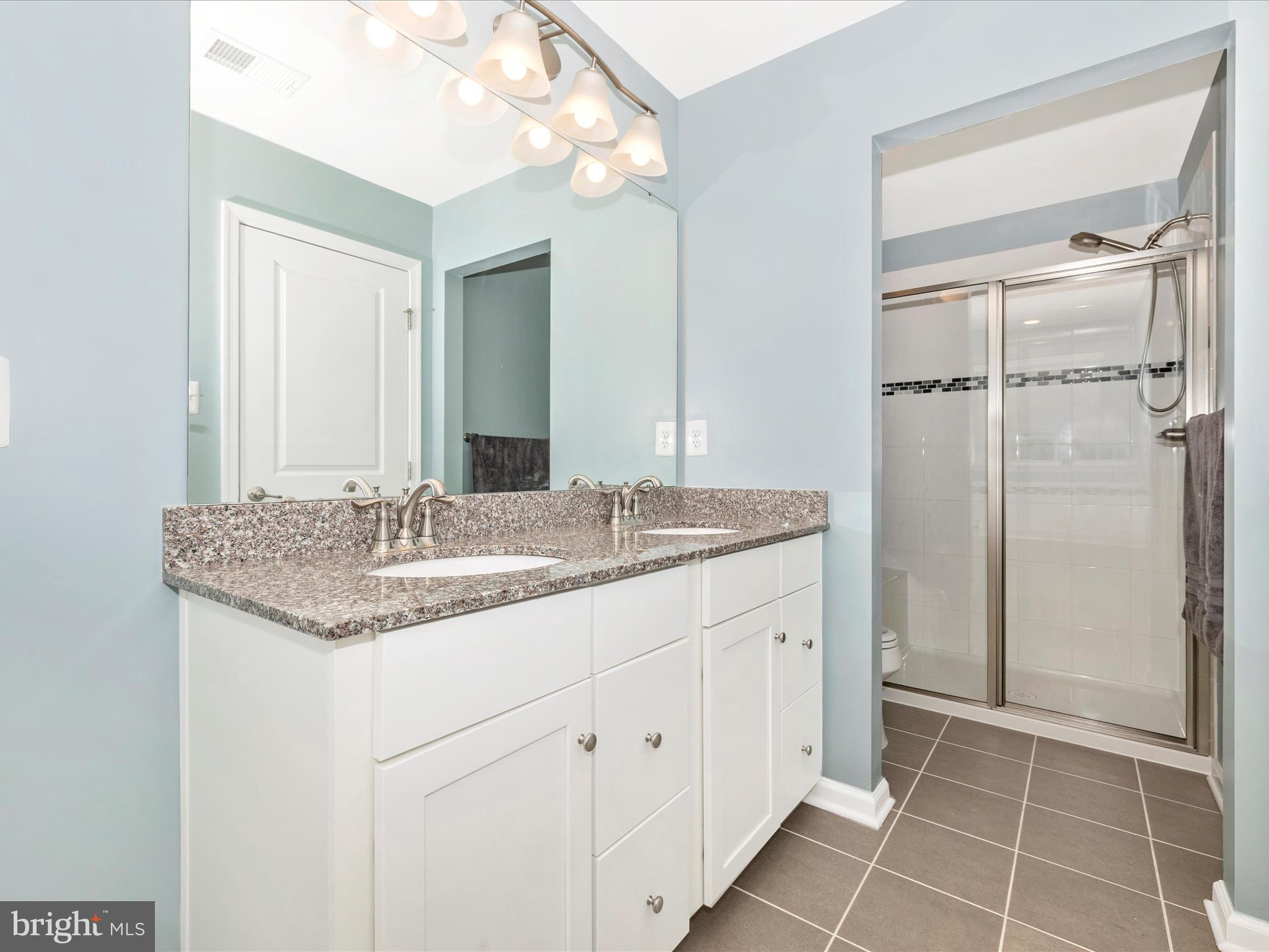 HOLLY RIDGE - Residential