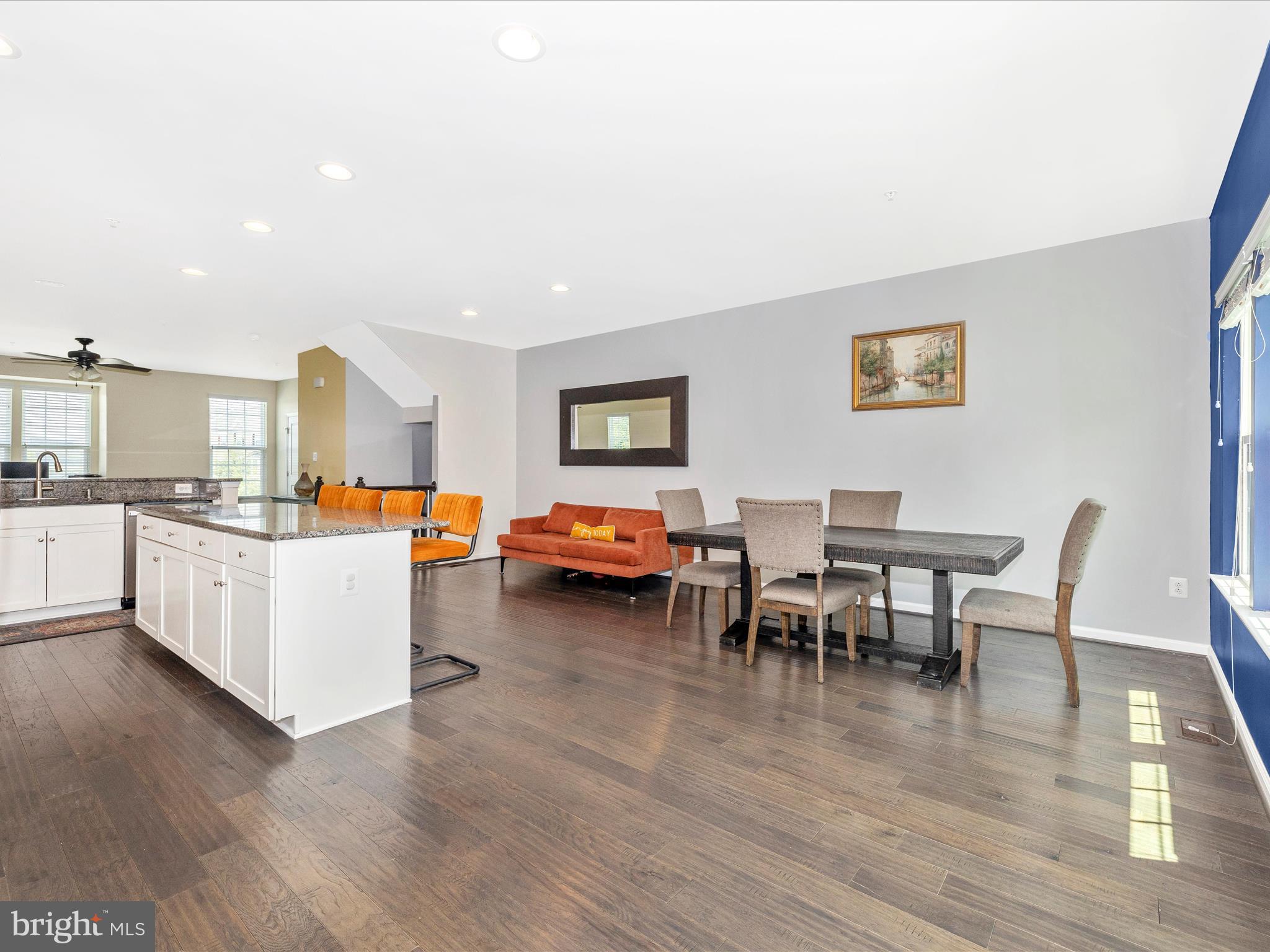 HOLLY RIDGE - Residential