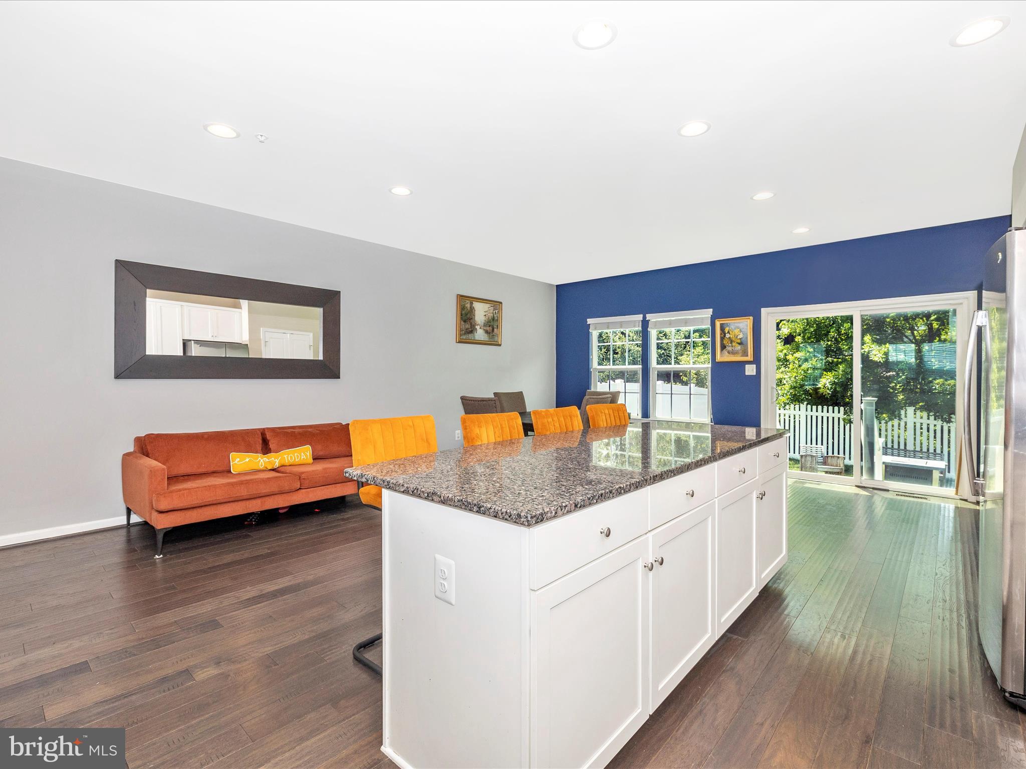 HOLLY RIDGE - Residential