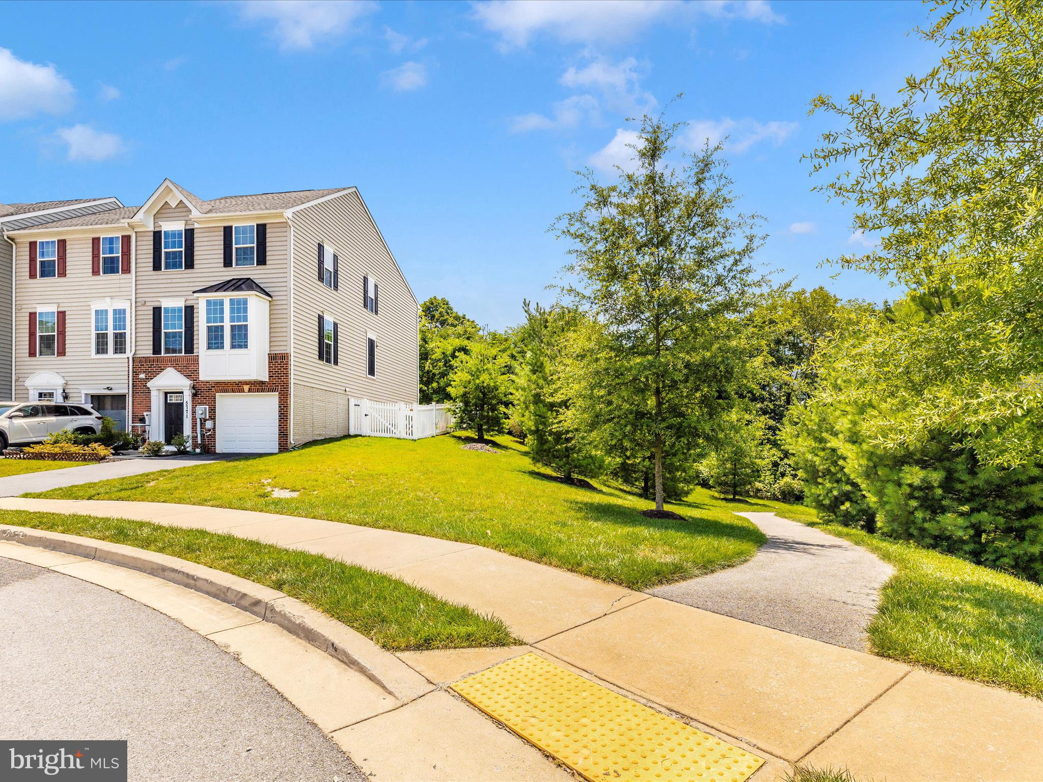 HOLLY RIDGE - Residential