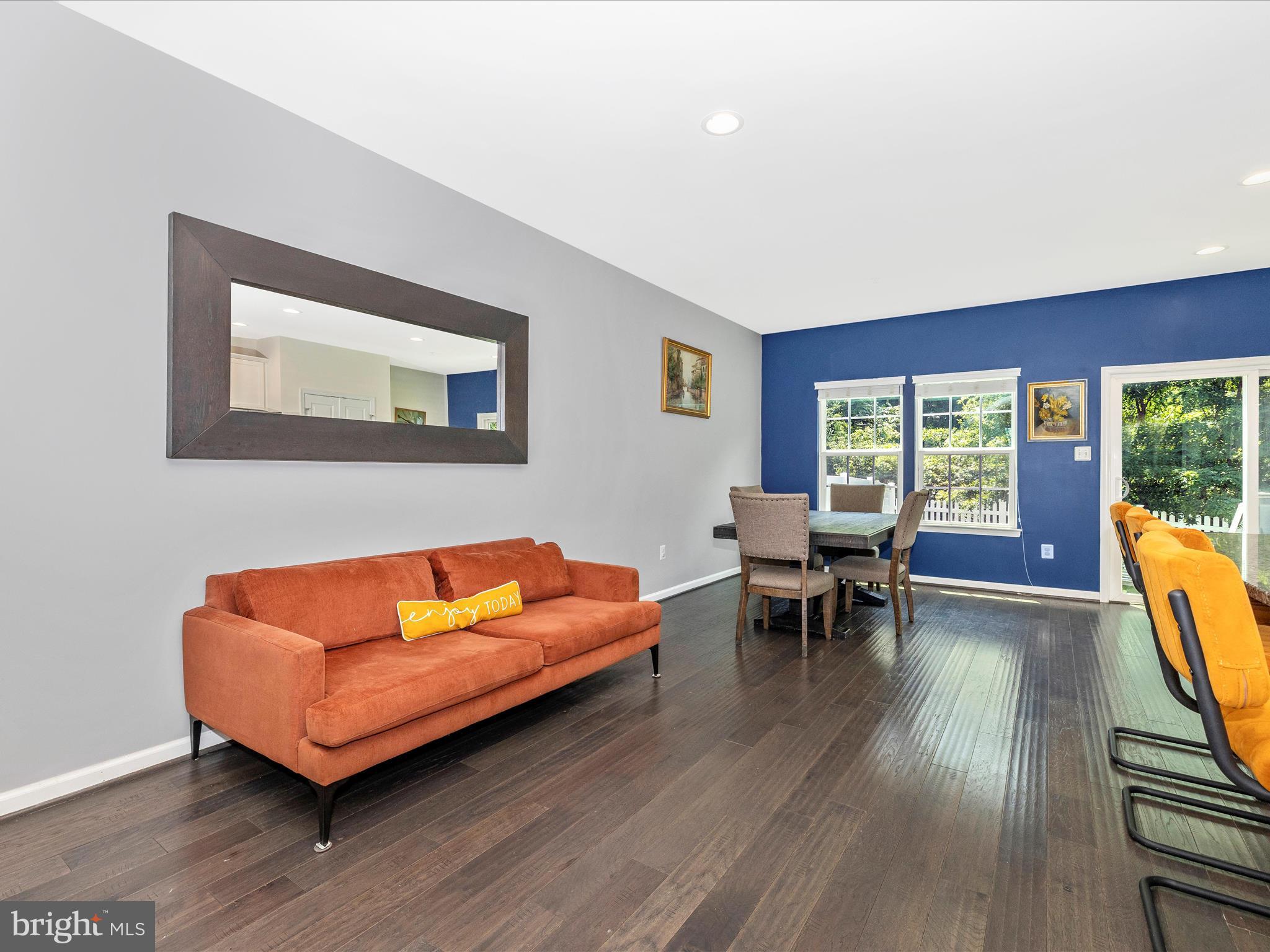 HOLLY RIDGE - Residential