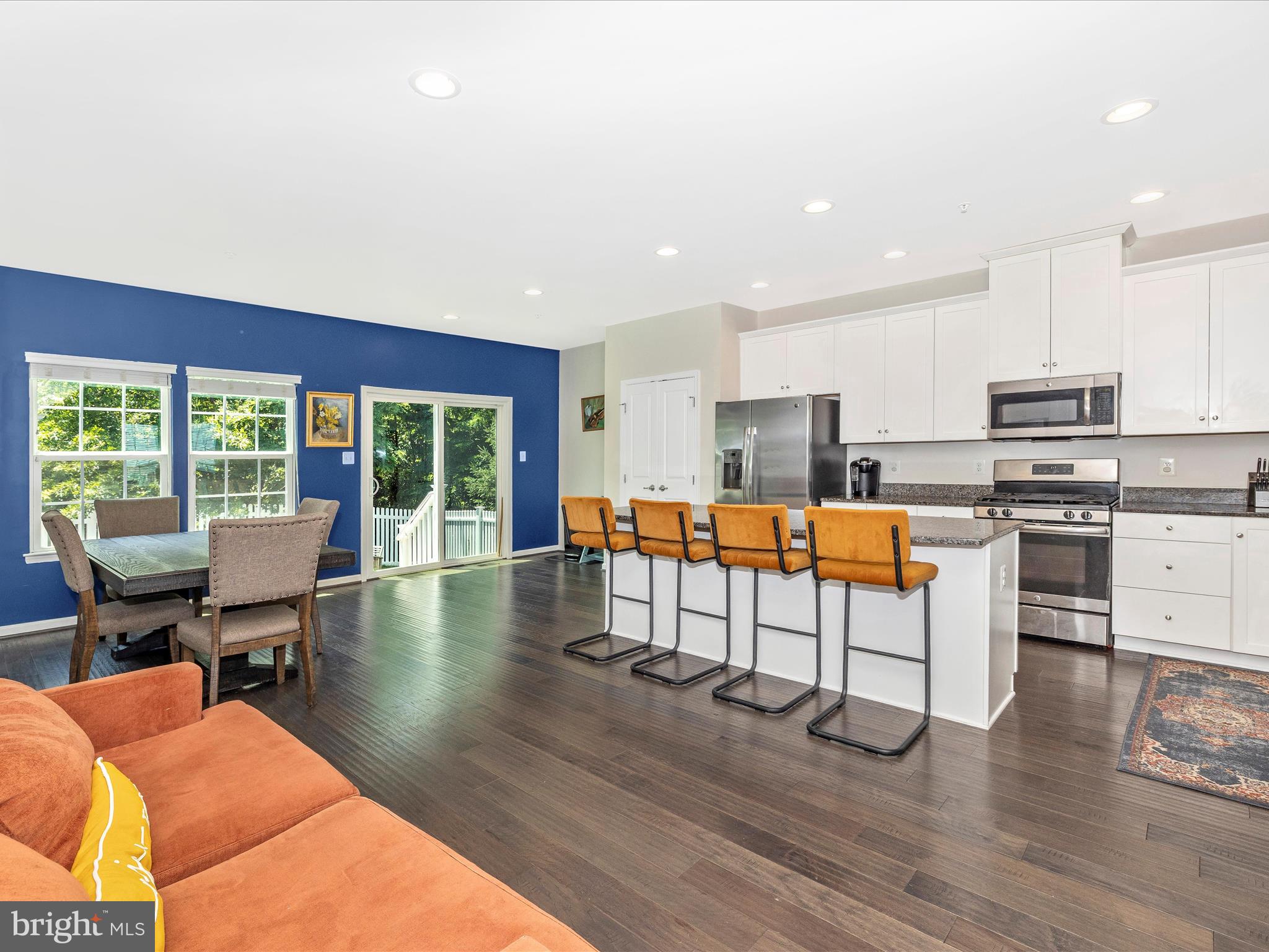 HOLLY RIDGE - Residential