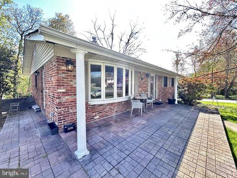 3715 MOSS DRIVE ANNANDALE VA 22003