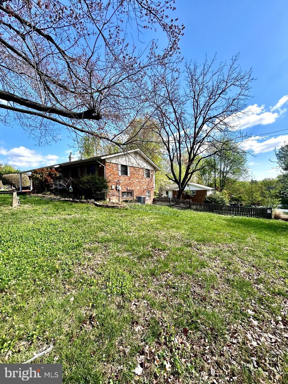 SLEEPY HOLLOW WOODS - Residential