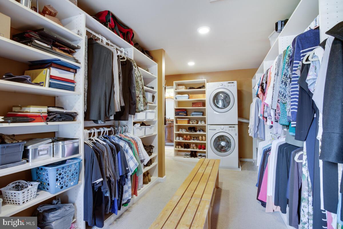 CHANEY MANOR - Residential