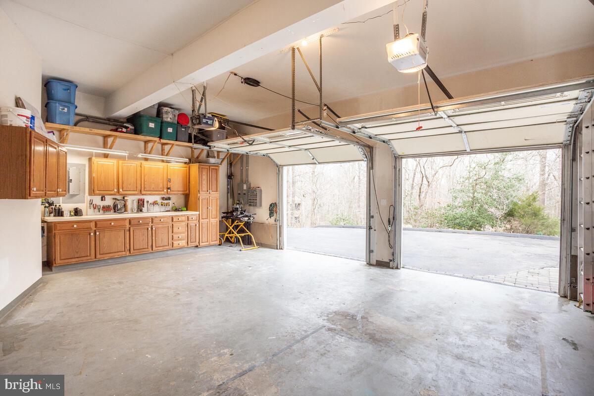 CHANEY MANOR - Residential