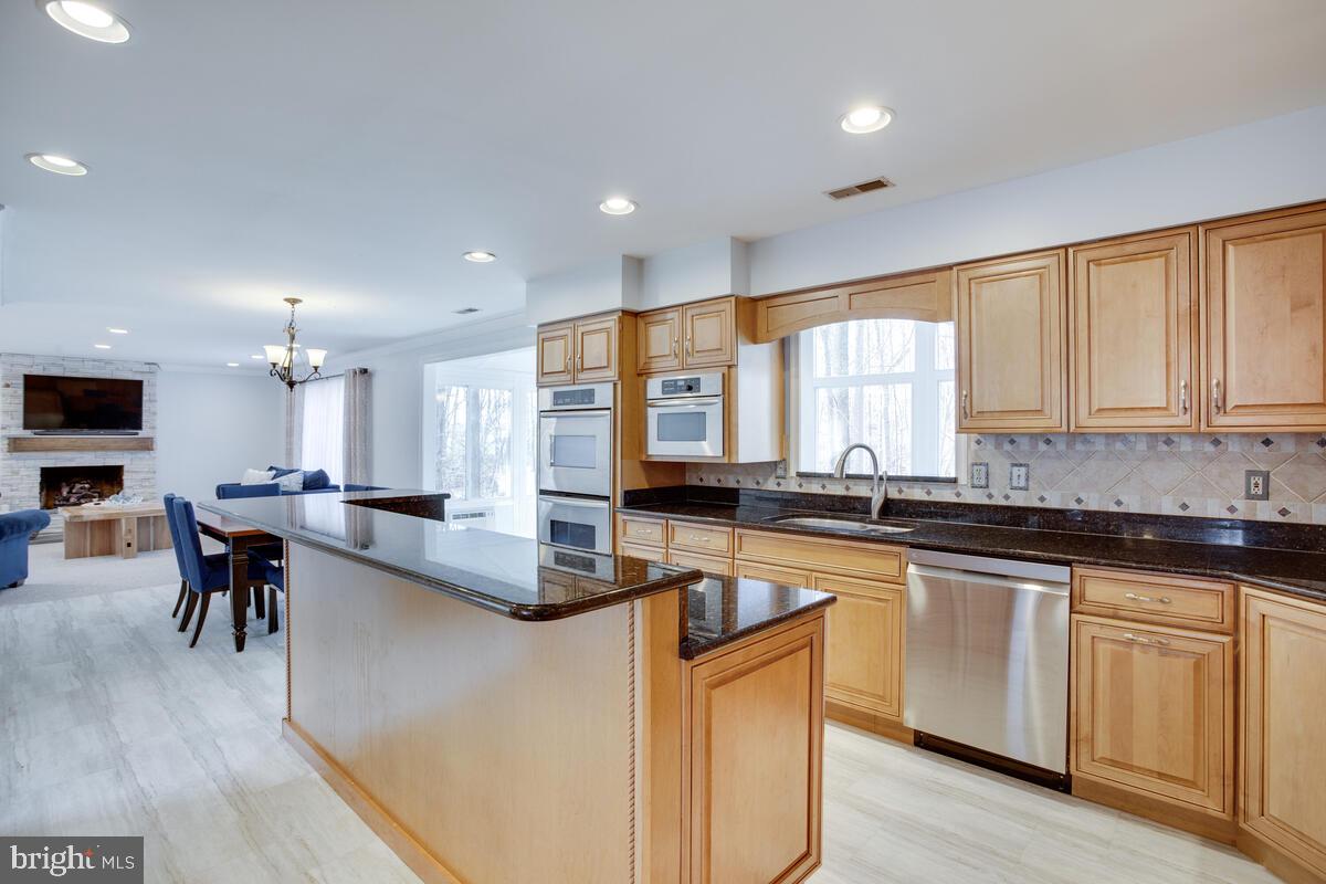 CHANEY MANOR - Residential