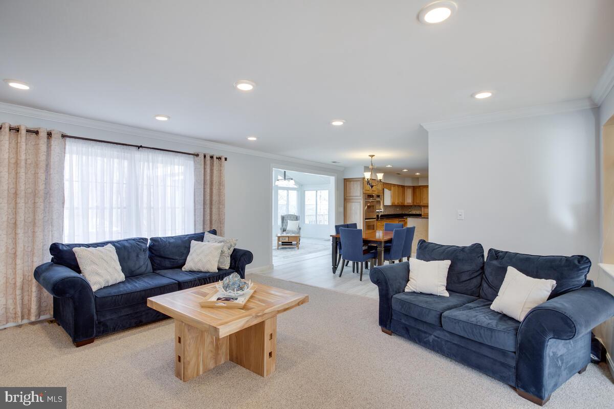 CHANEY MANOR - Residential