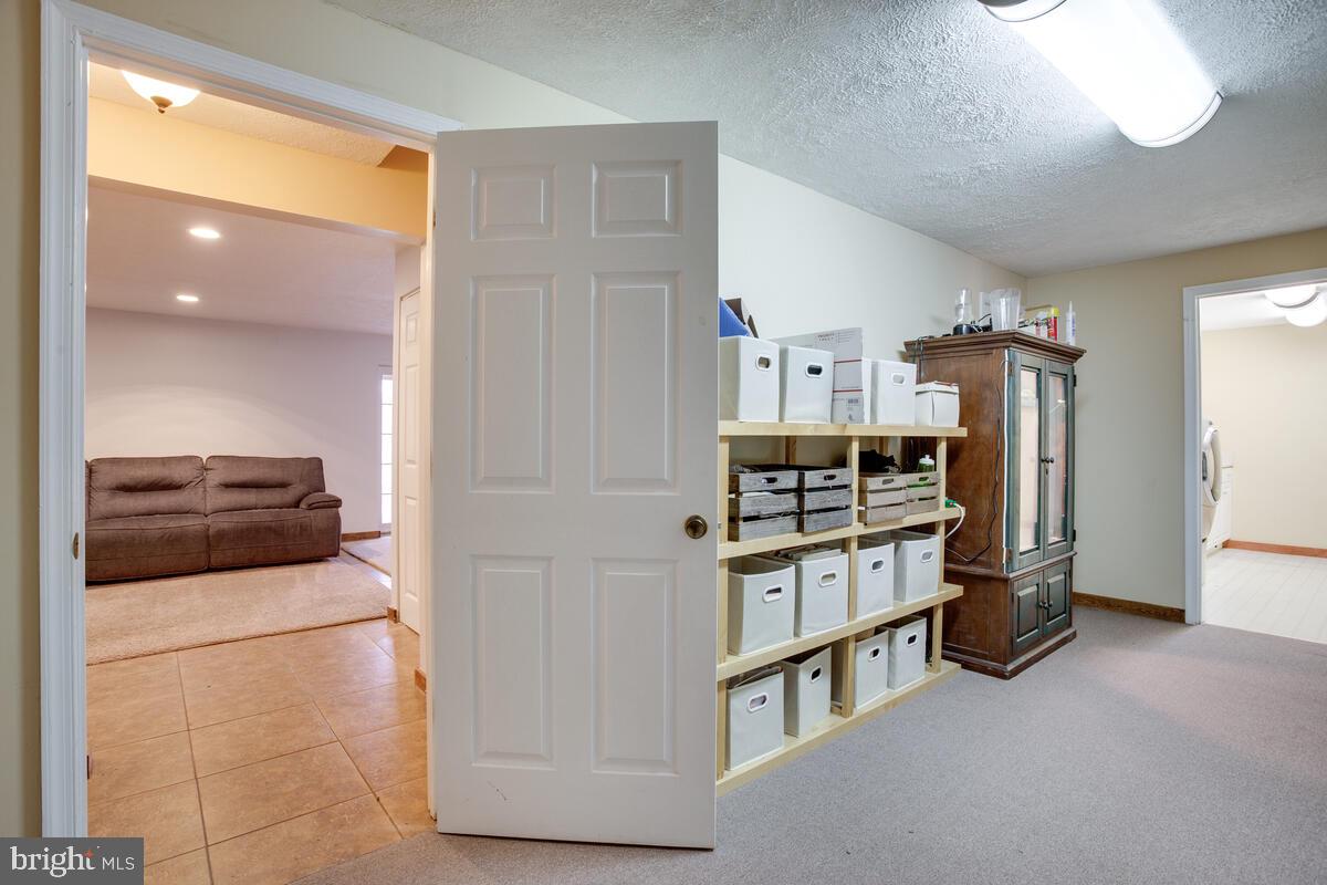 CHANEY MANOR - Residential