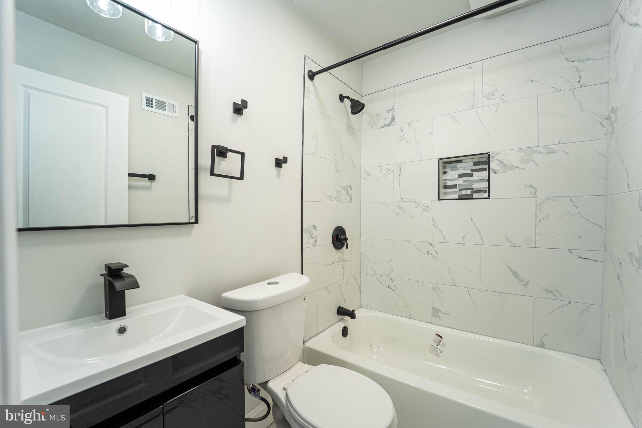 EASTERN TERRACE - Residential