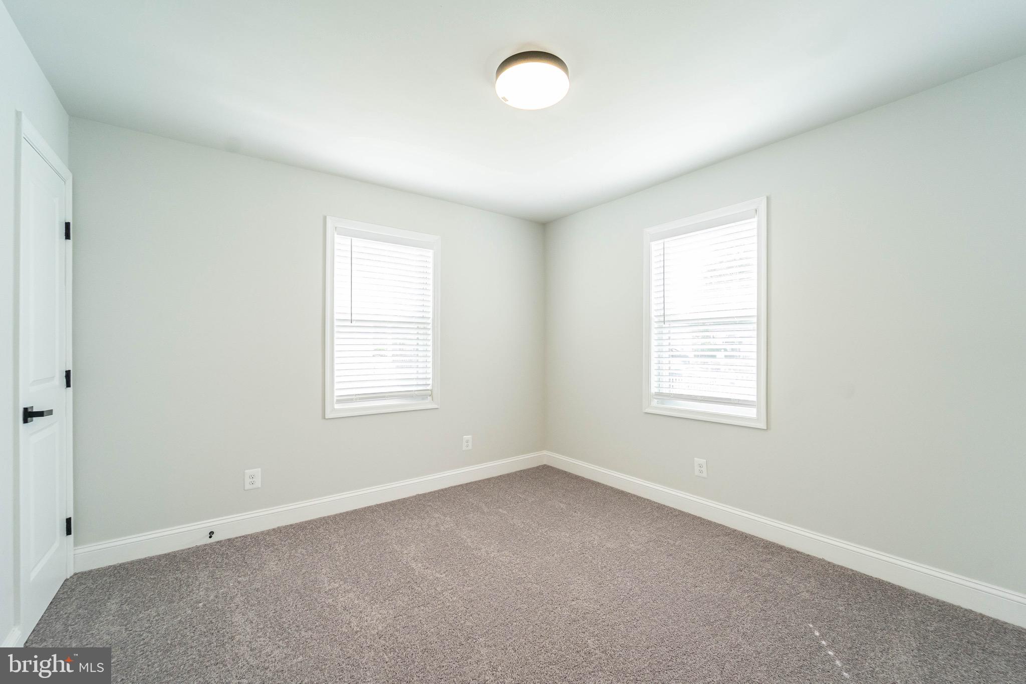 EASTERN TERRACE - Residential