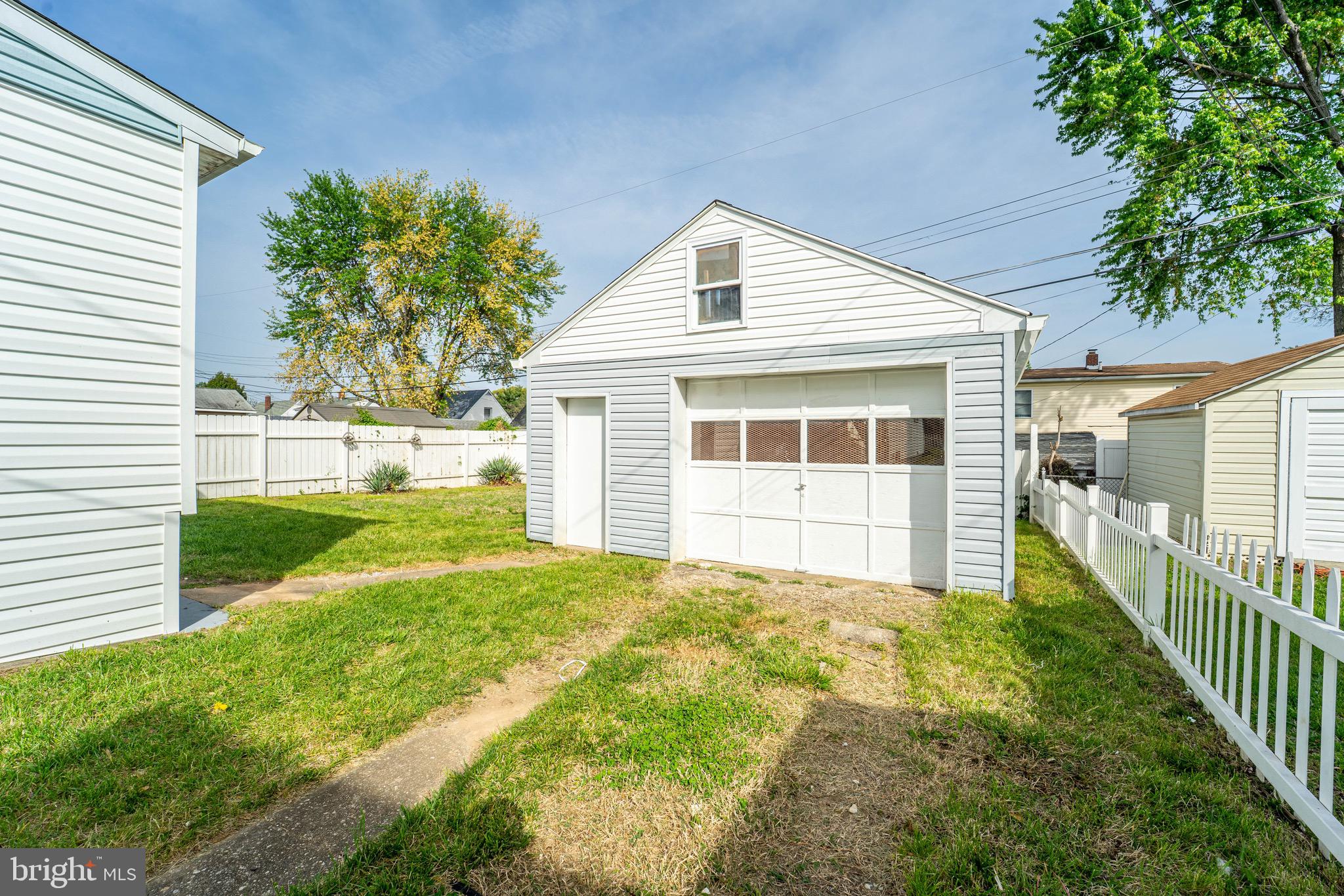 EASTERN TERRACE - Residential