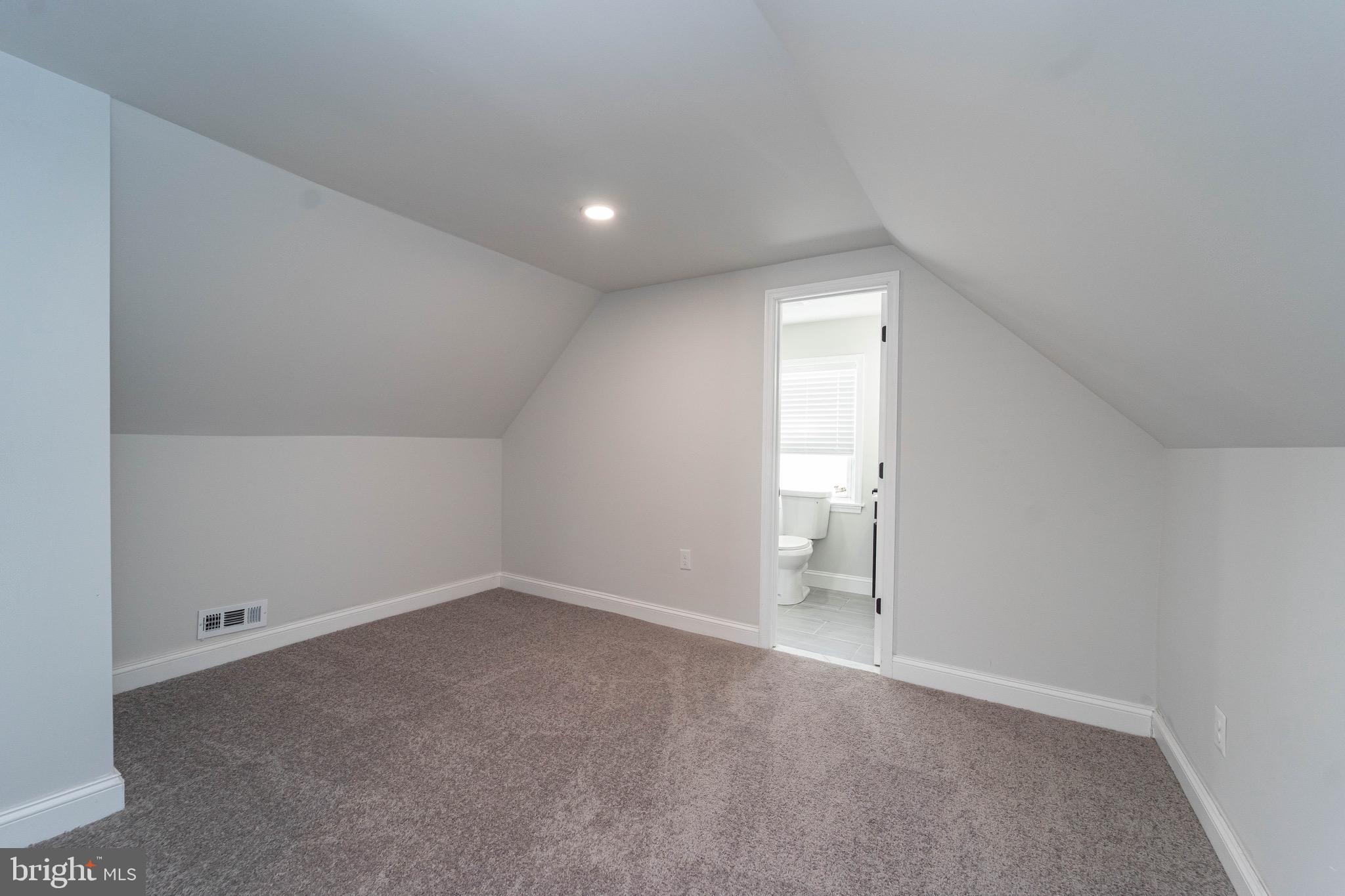 EASTERN TERRACE - Residential