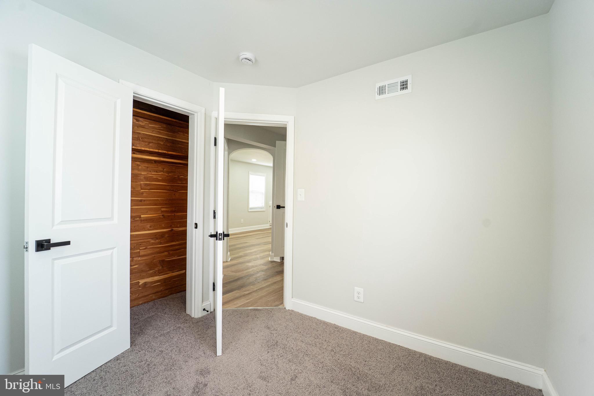 EASTERN TERRACE - Residential