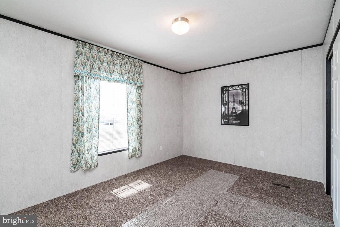 FOUR WAY MANOR - Residential