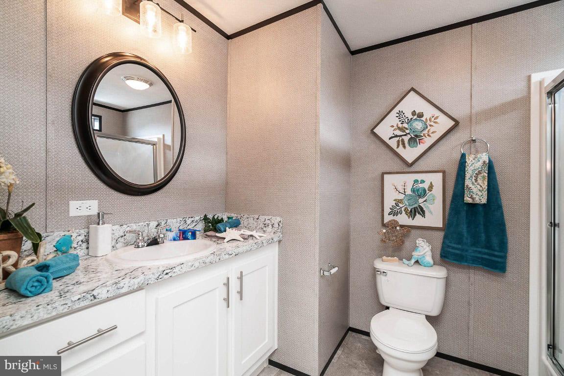 FOUR WAY MANOR - Residential