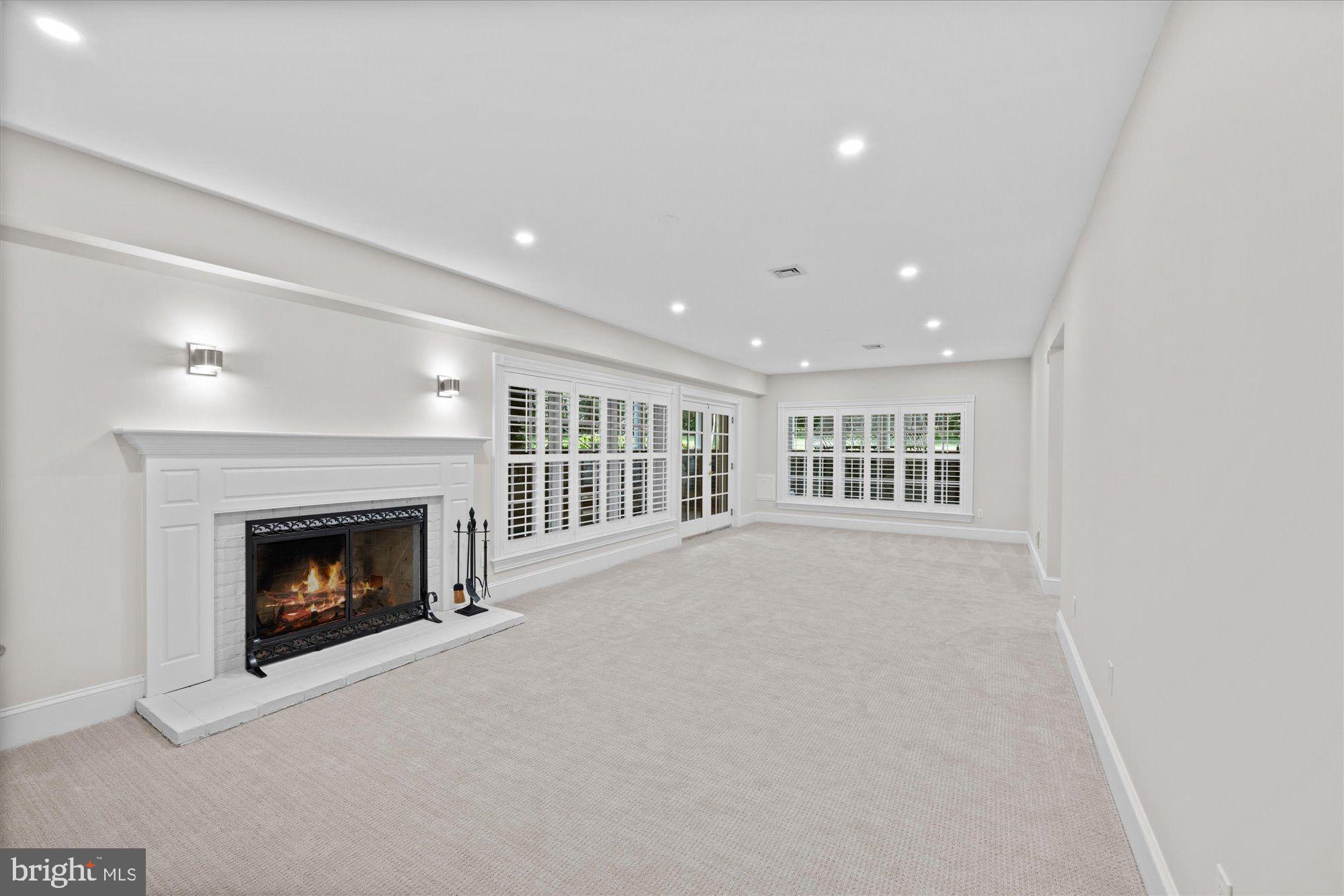 FRANKLIN PARK - Residential