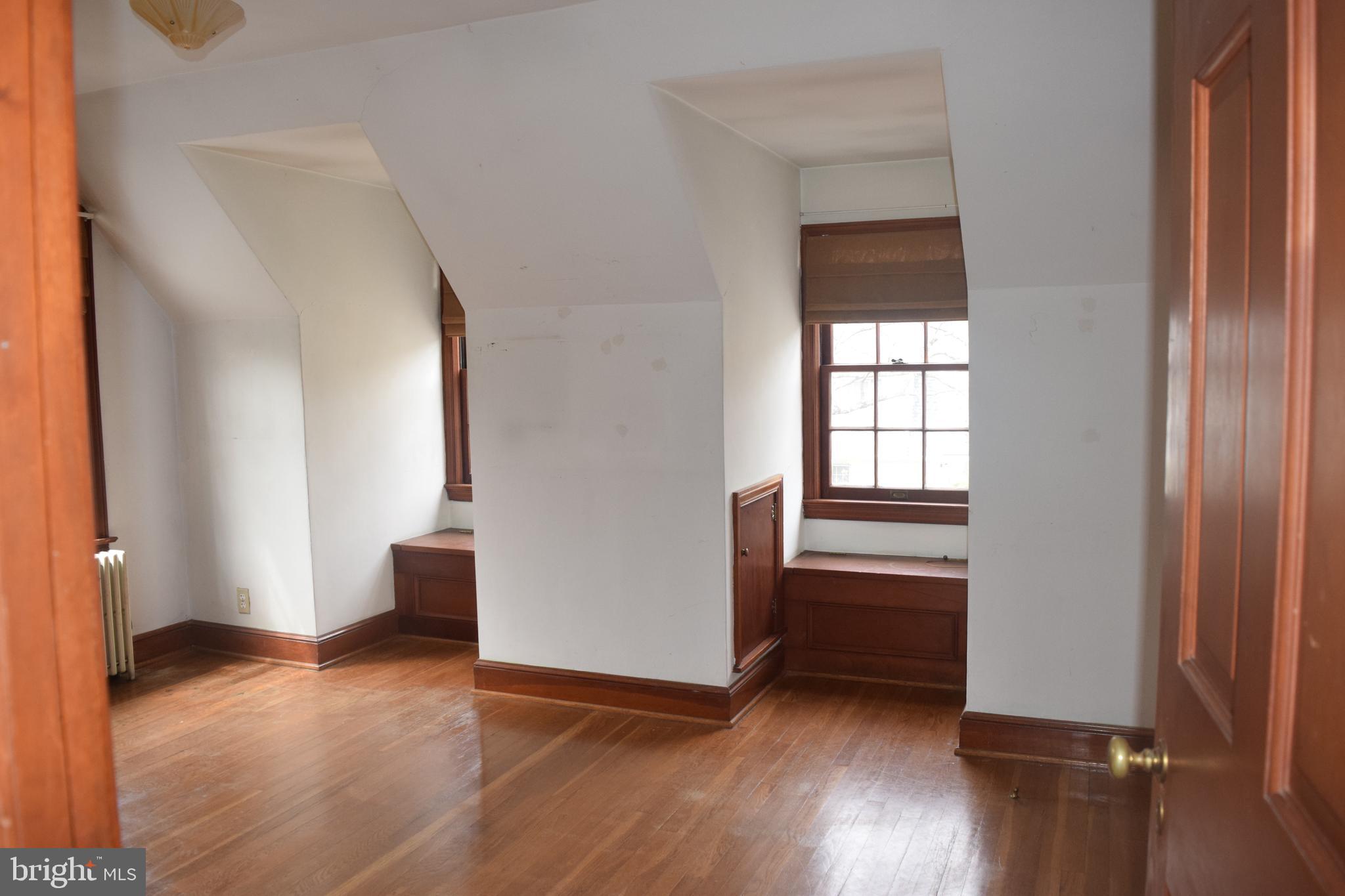 BERKELEY SPRINGS - Residential