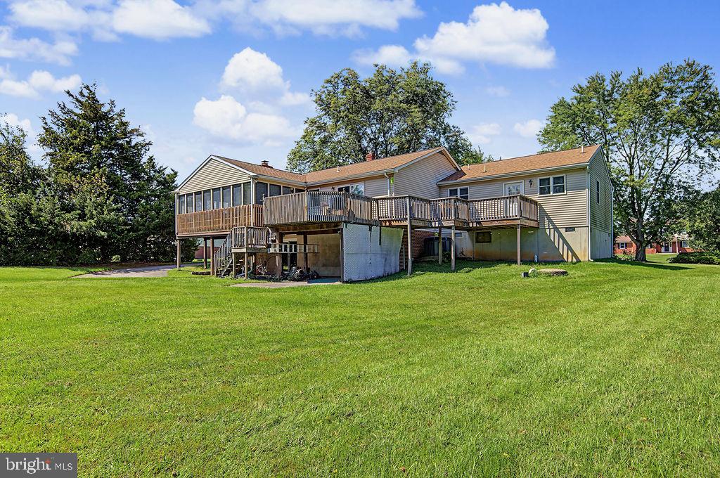 313 GREAT OAK DRIVE