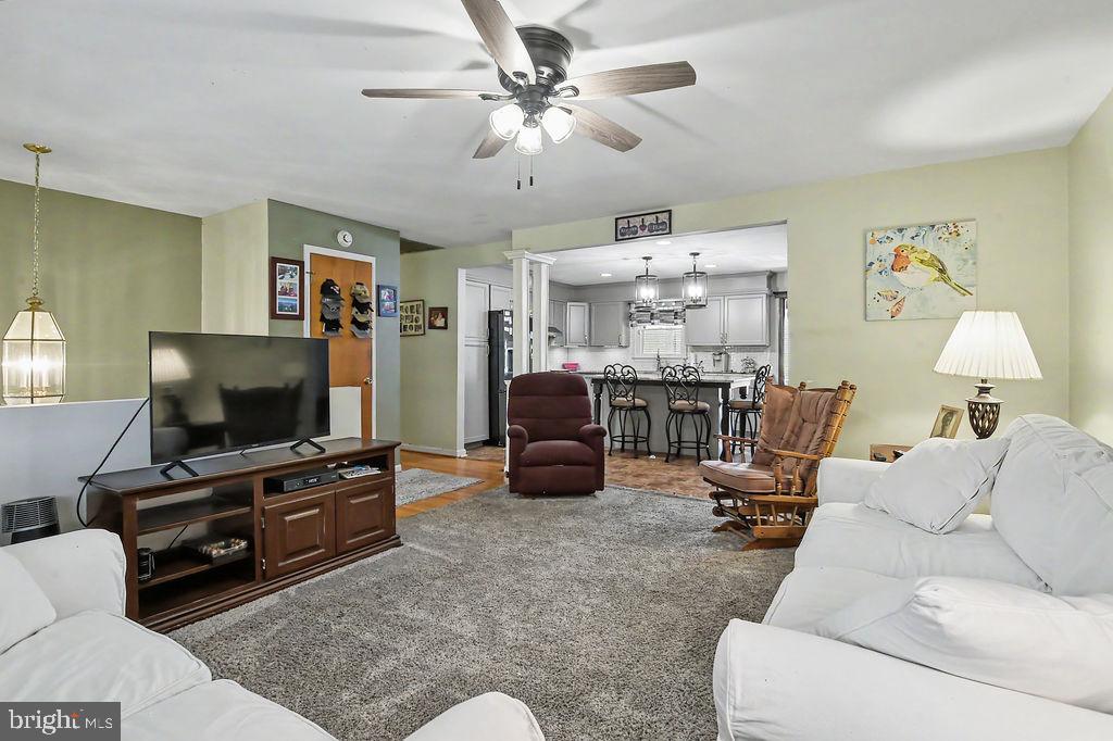 313 GREAT OAK DRIVE