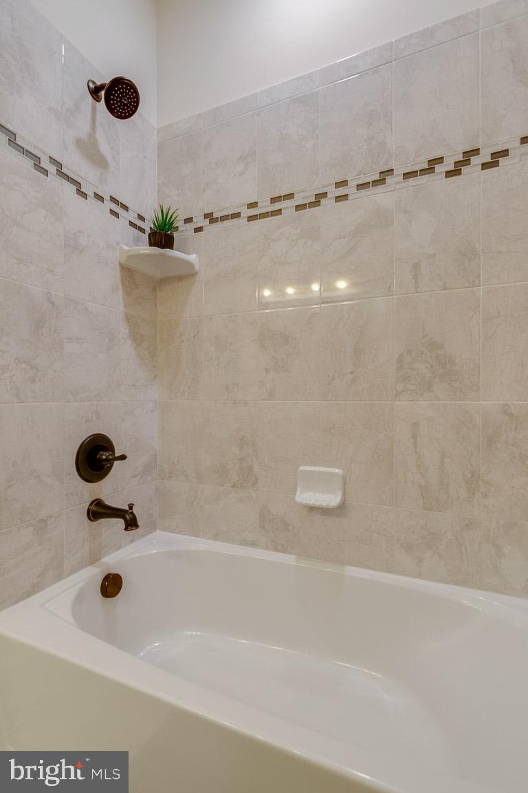 CRESCENT PLACE - Residential