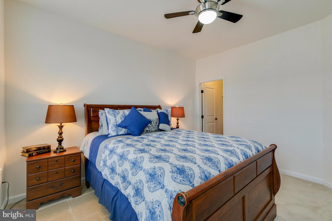 CRESCENT PLACE - Residential