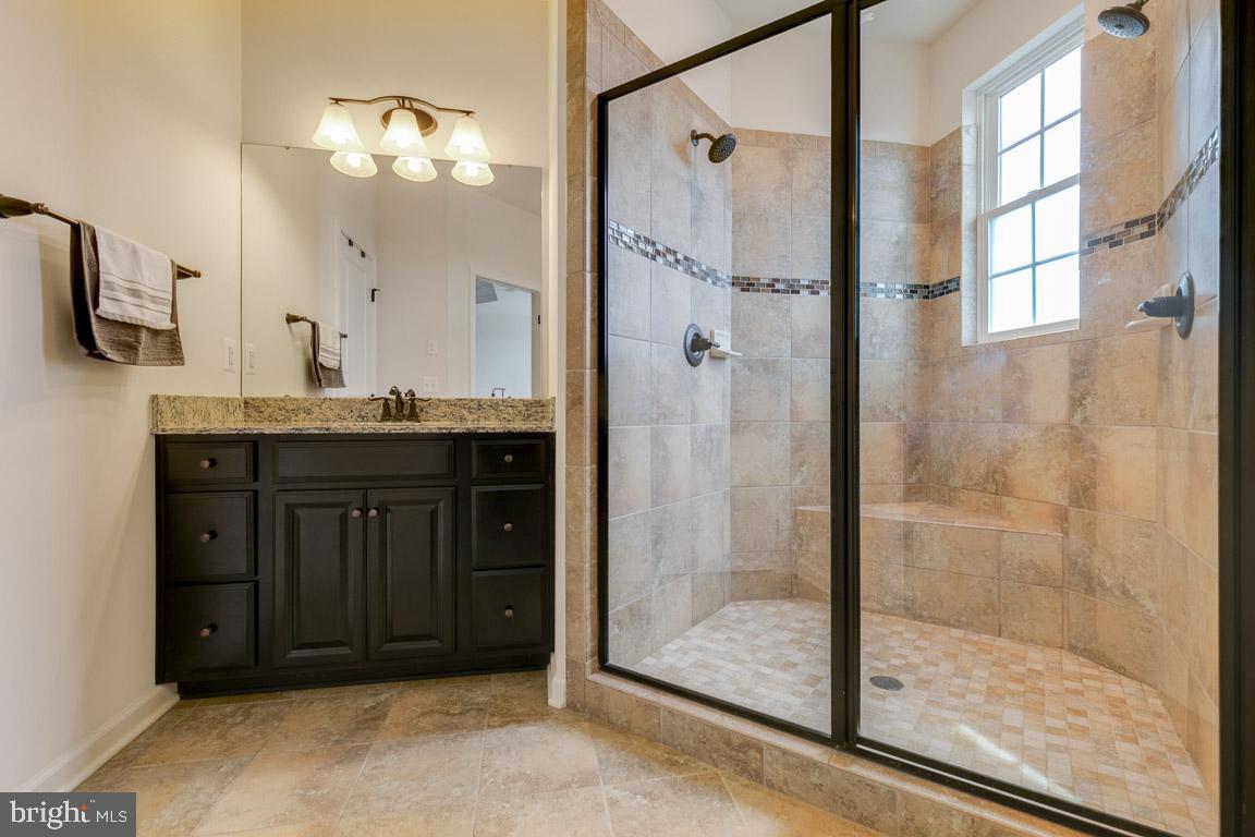 CRESCENT PLACE - Residential