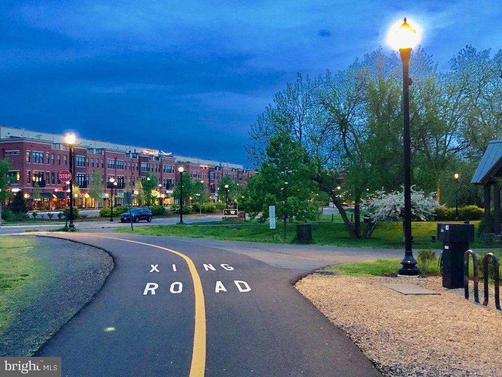 CRESCENT PLACE - Residential