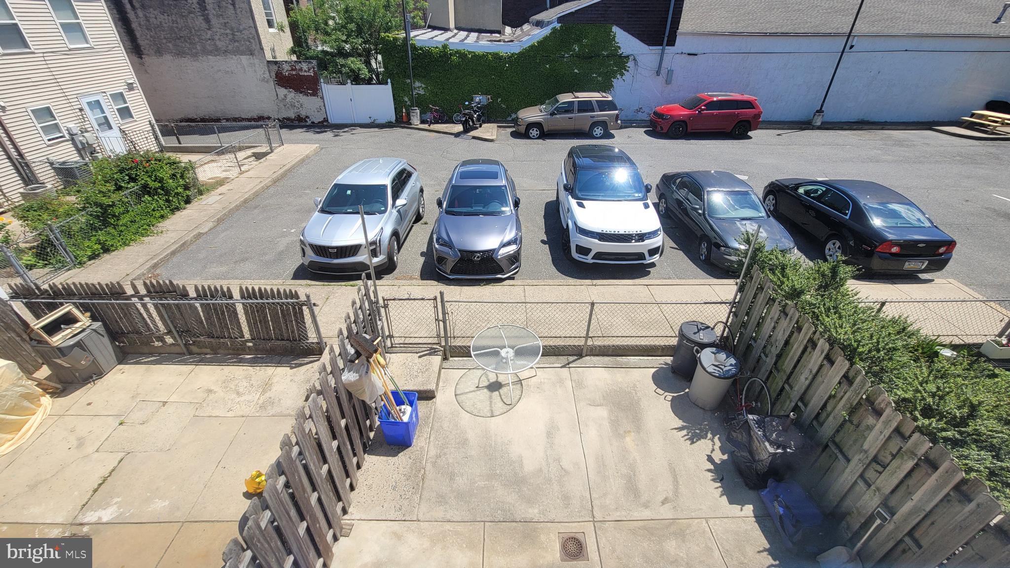 NORRIS SQUARE - Residential