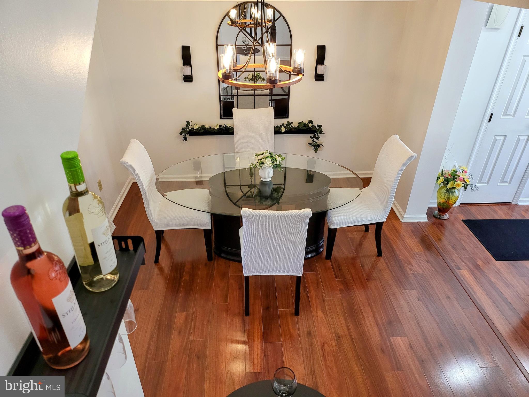 NORRIS SQUARE - Residential