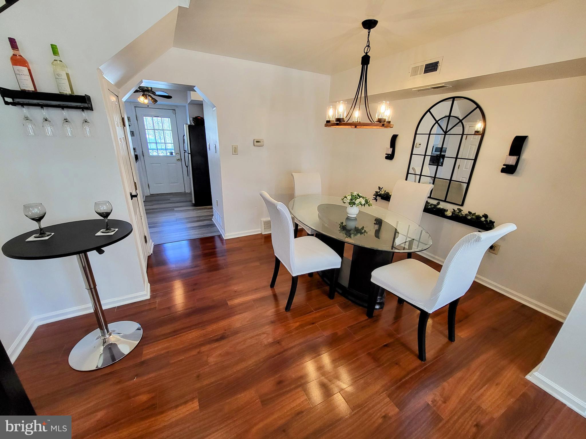 NORRIS SQUARE - Residential