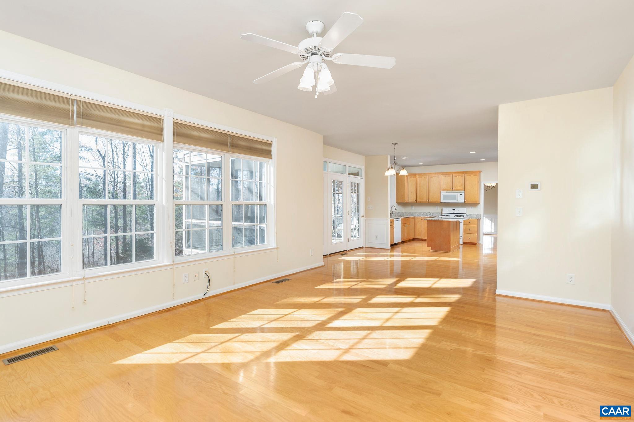 WESTERN RIDGE - Residential