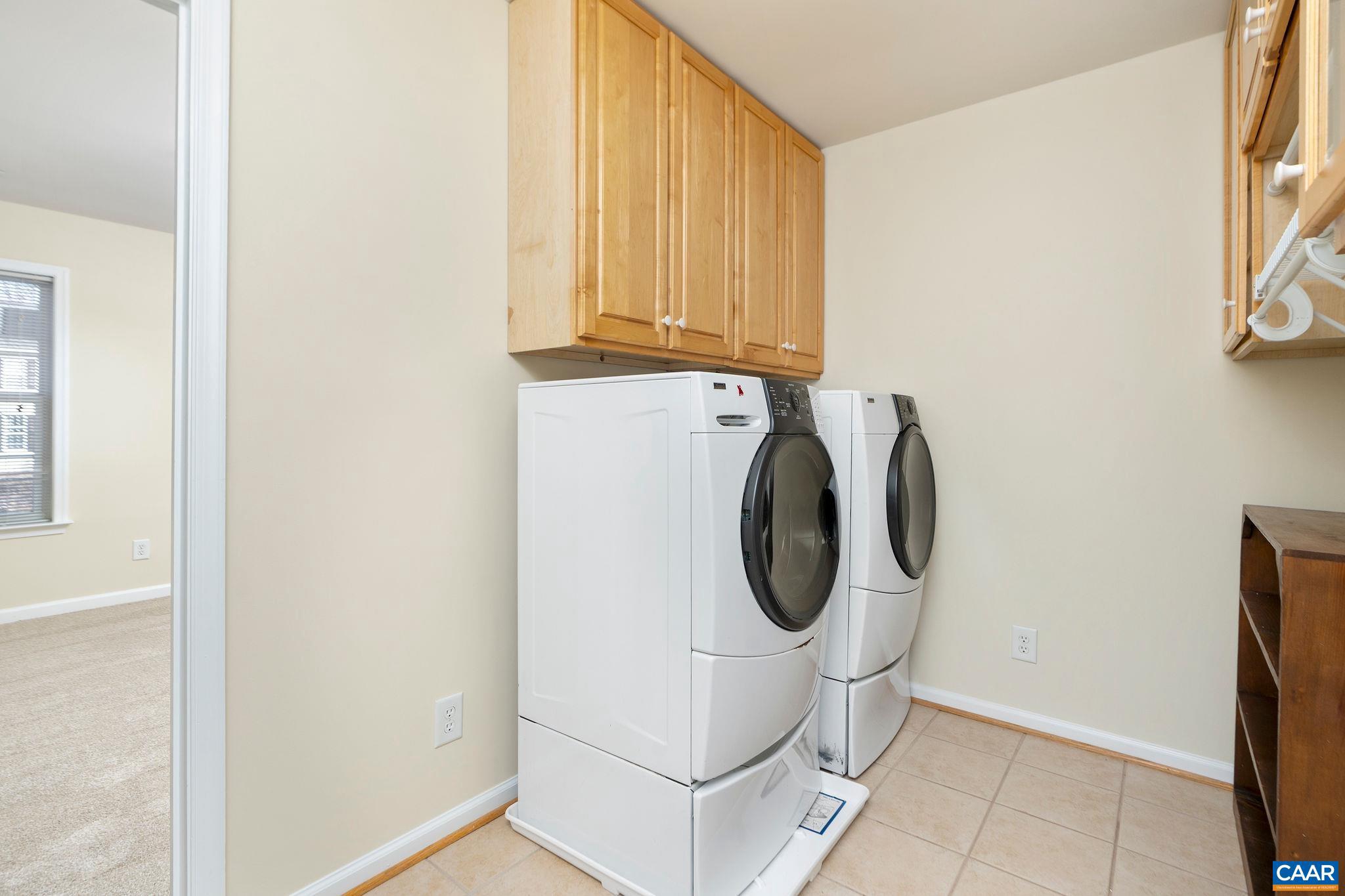 WESTERN RIDGE - Residential