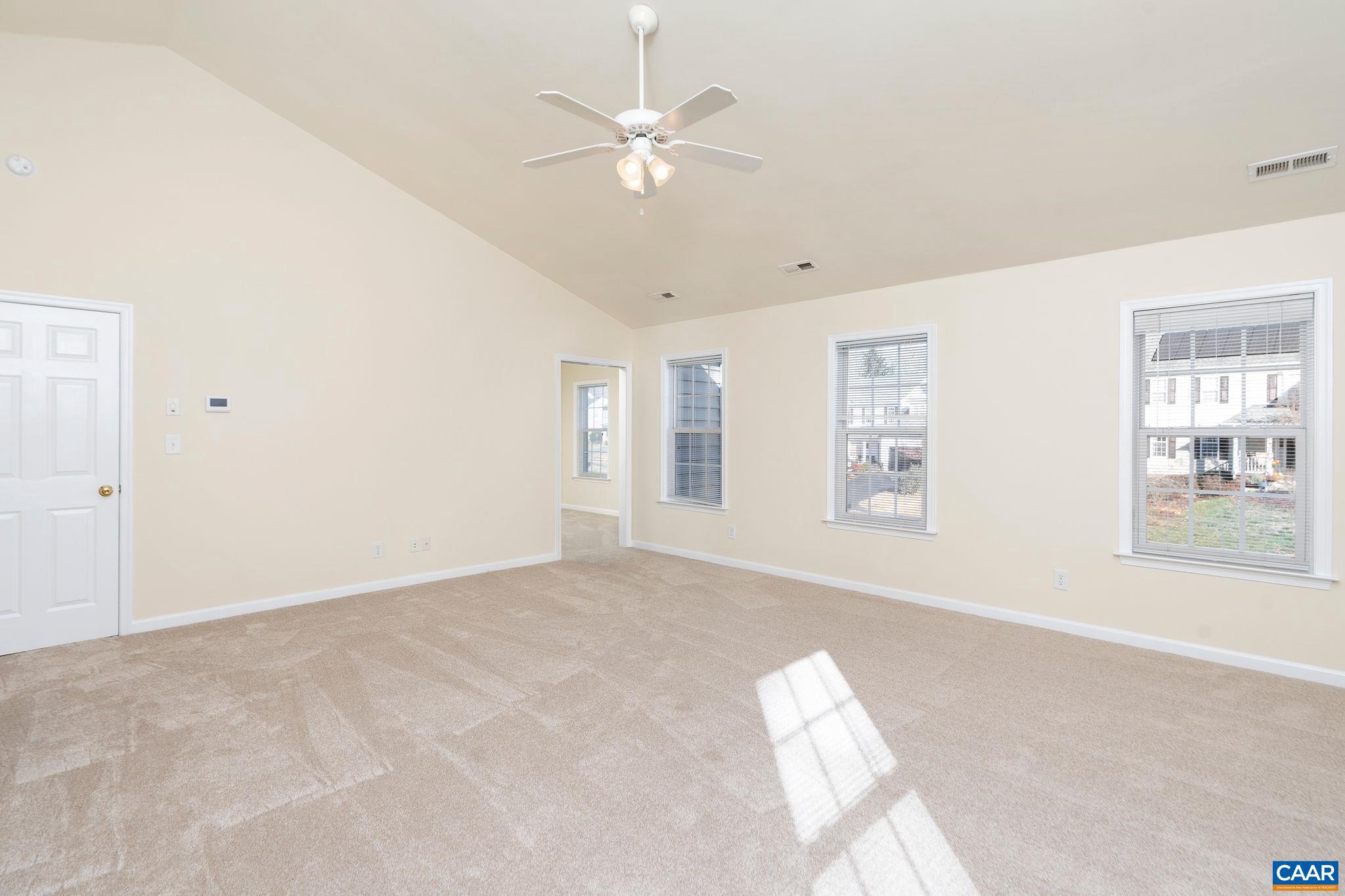 WESTERN RIDGE - Residential