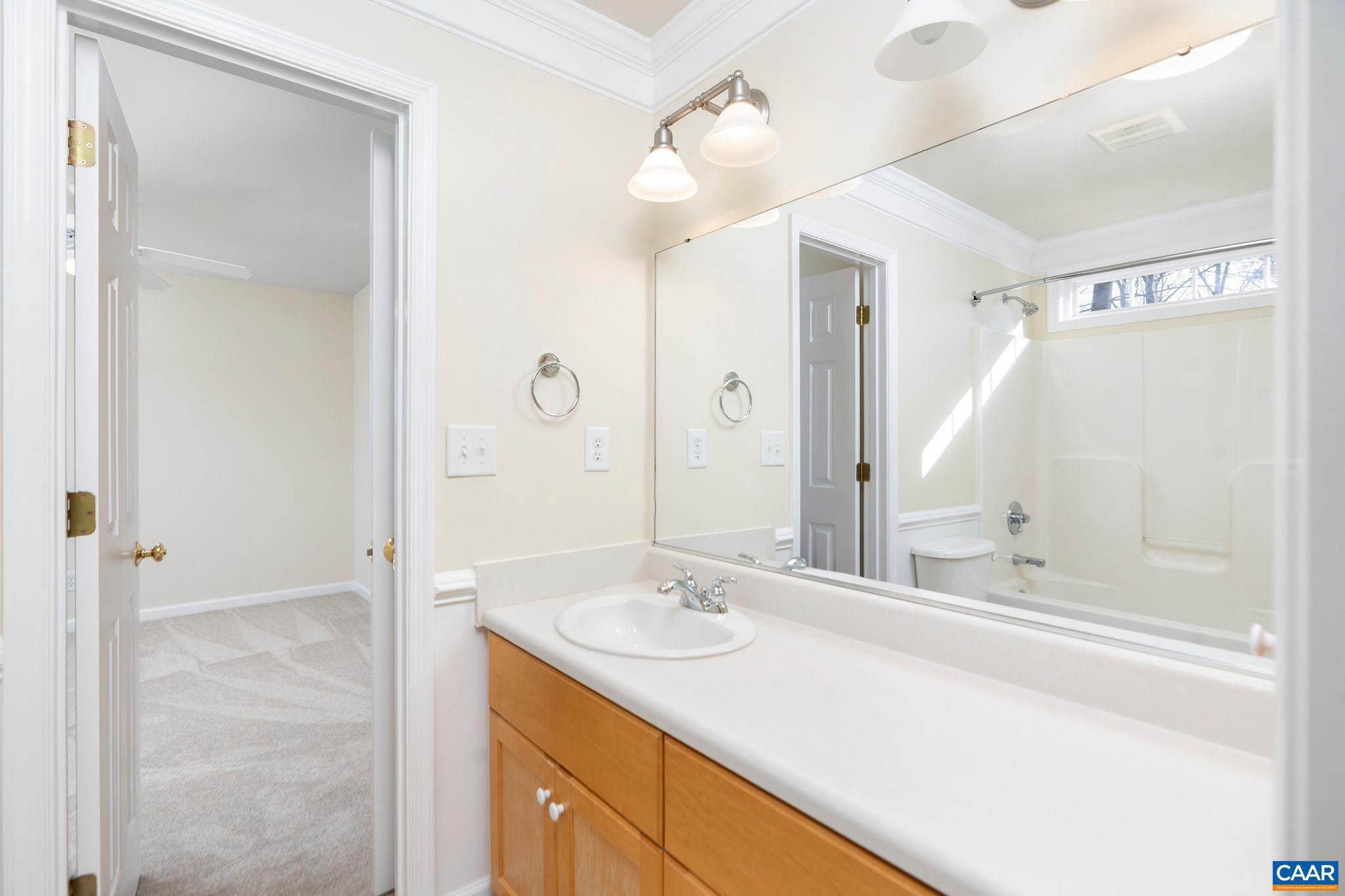 WESTERN RIDGE - Residential