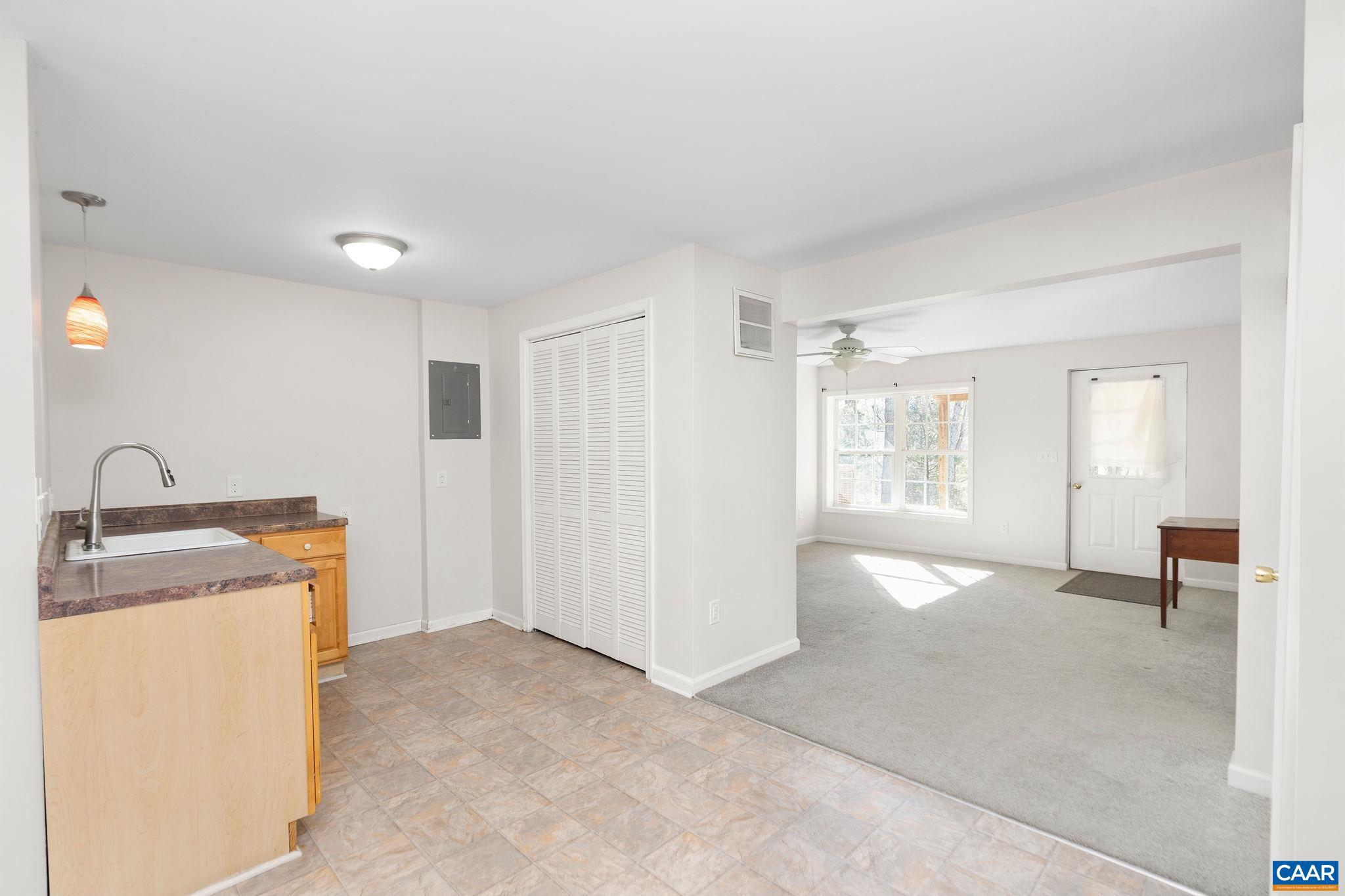 WESTERN RIDGE - Residential