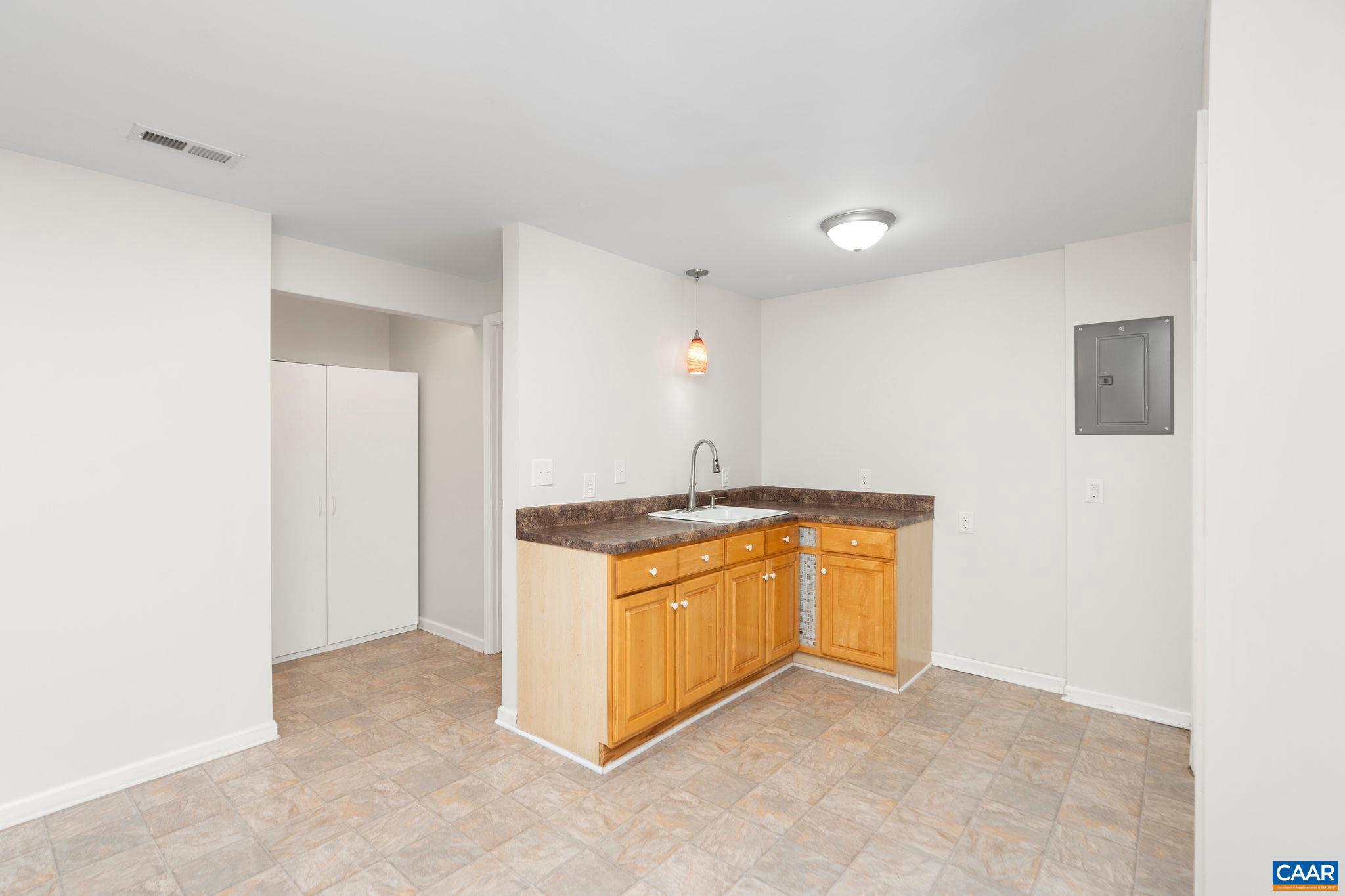 WESTERN RIDGE - Residential