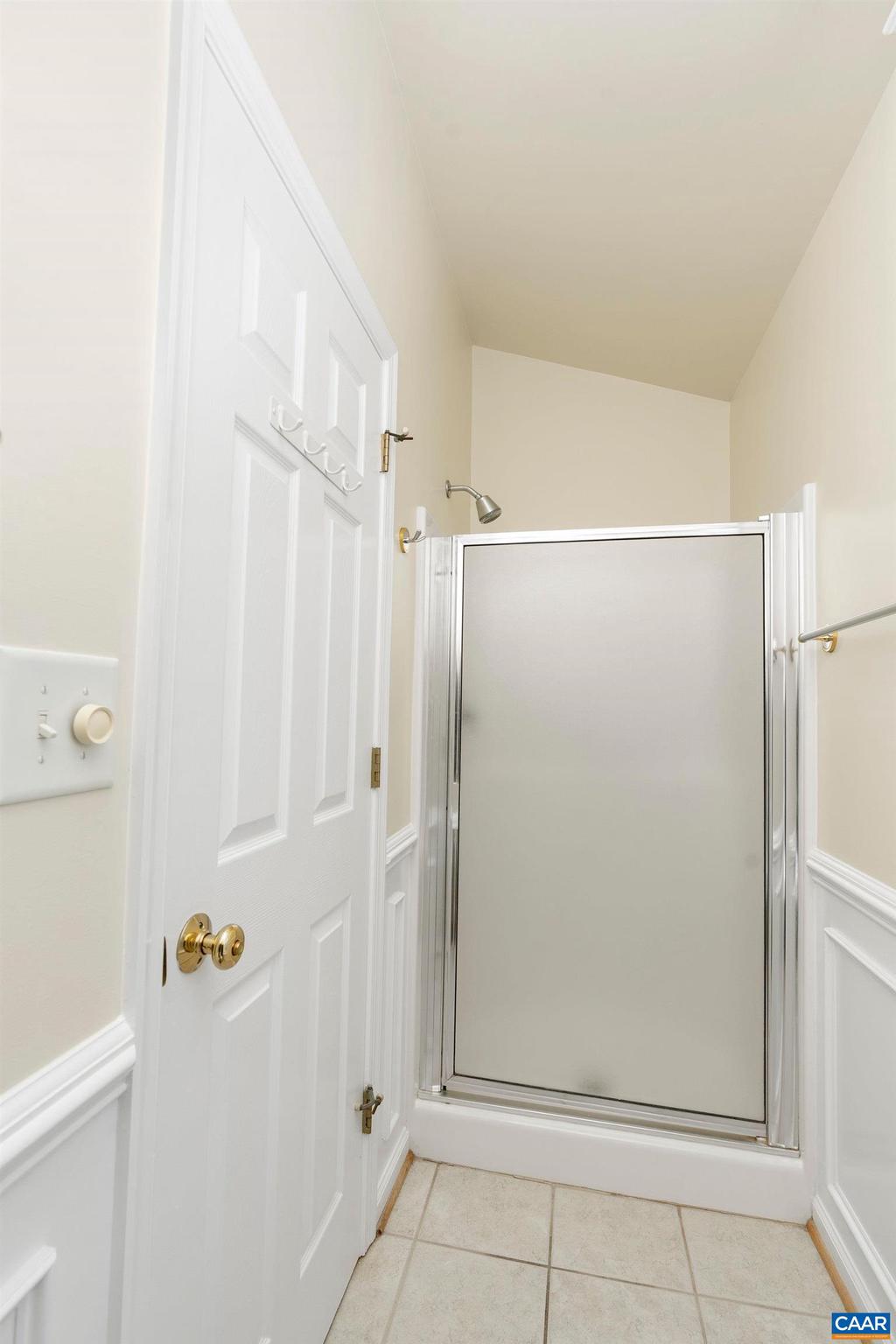 WESTERN RIDGE - Residential