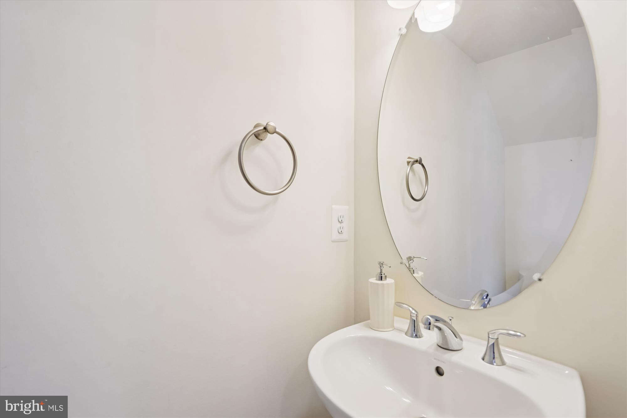 HEATHCOTE COMMONS - Residential