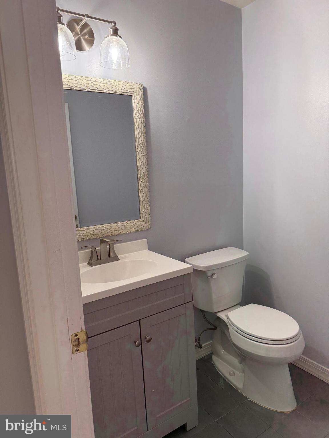 THE COURTS OF FOX MILL - Residential