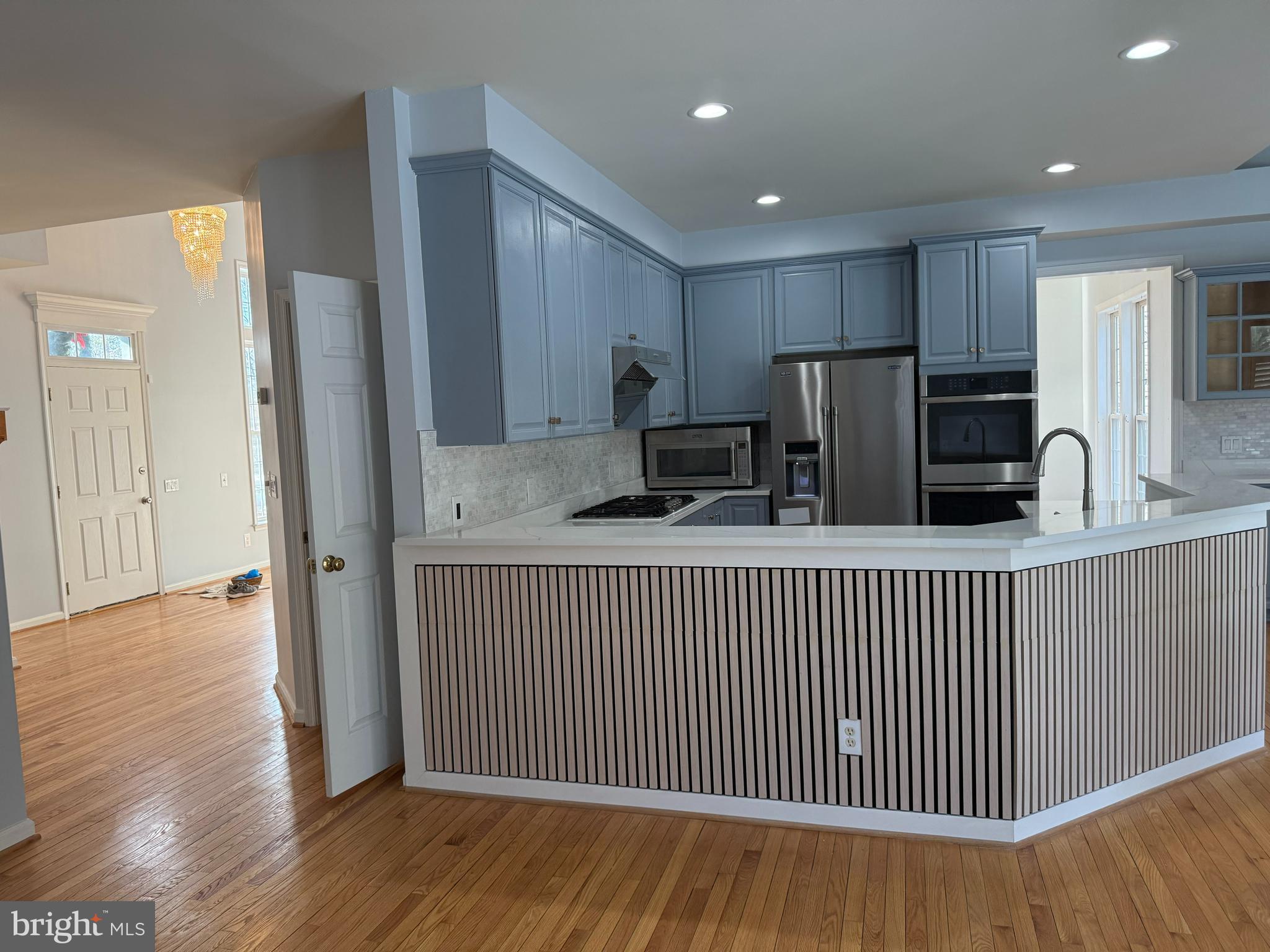 THE COURTS OF FOX MILL - Residential