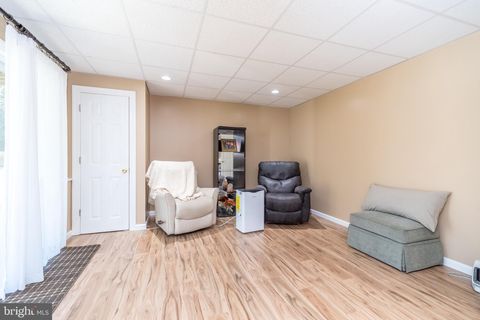 Tiny photo for 30 Komen Court, SELLERSVILLE, PA 18960 (MLS # PABU2111660)