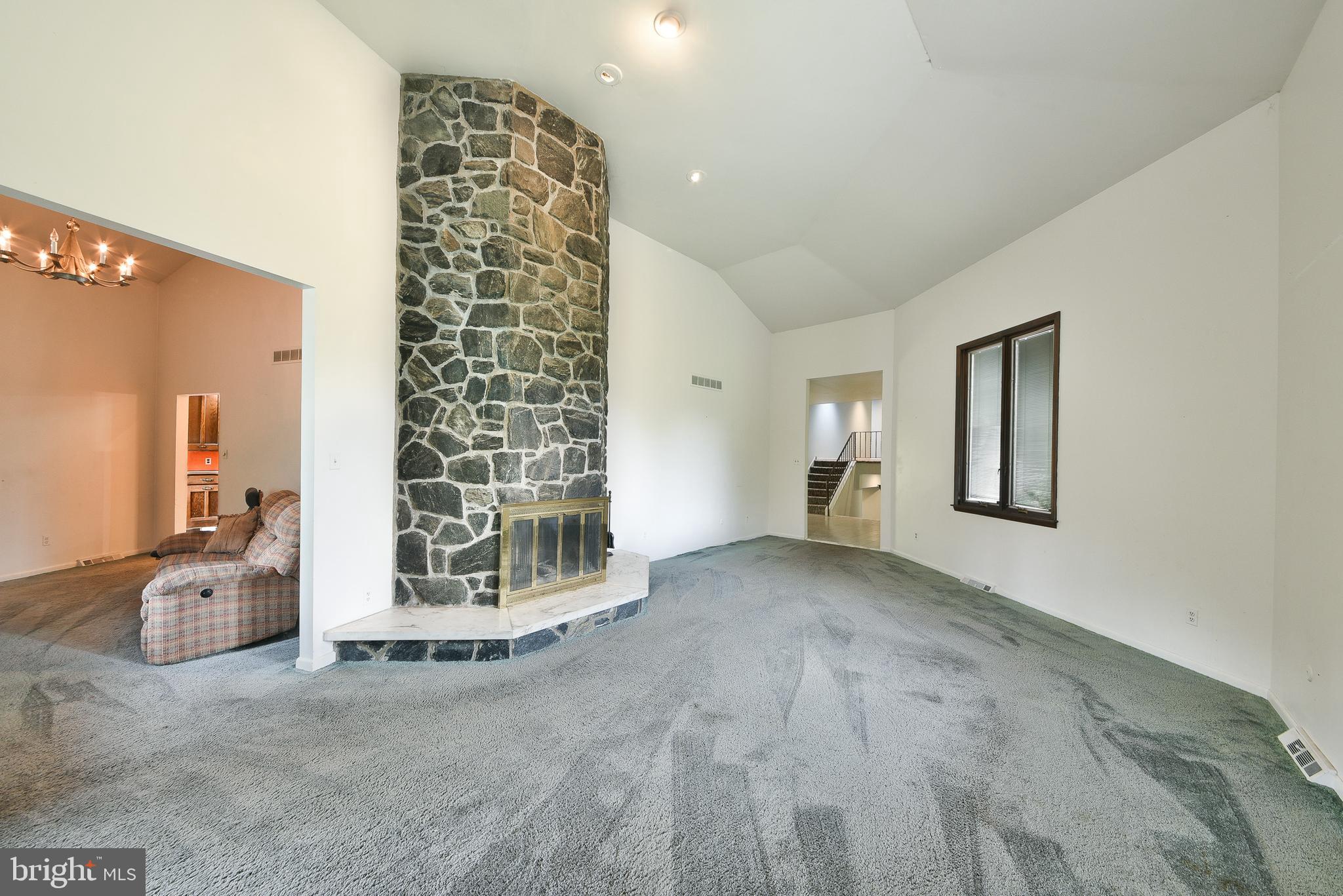 CHELTENHAM VIL - Residential